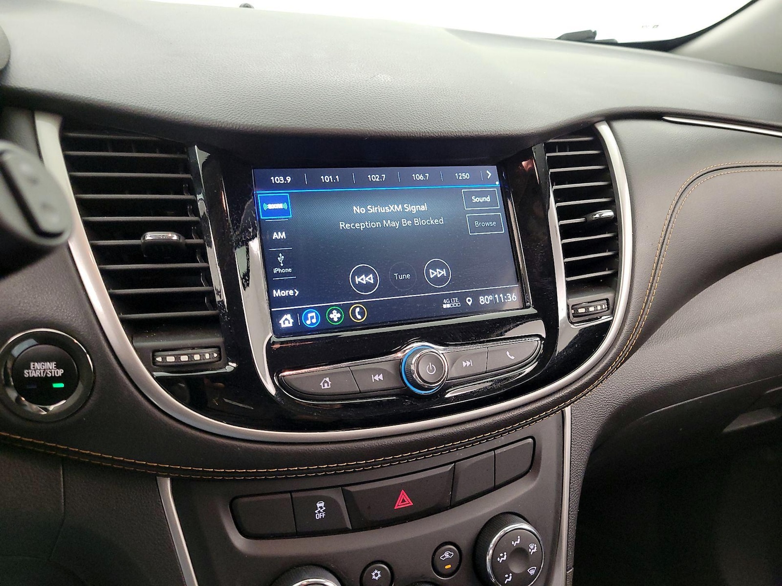 2019 Chevrolet Trax LT - Photo 16