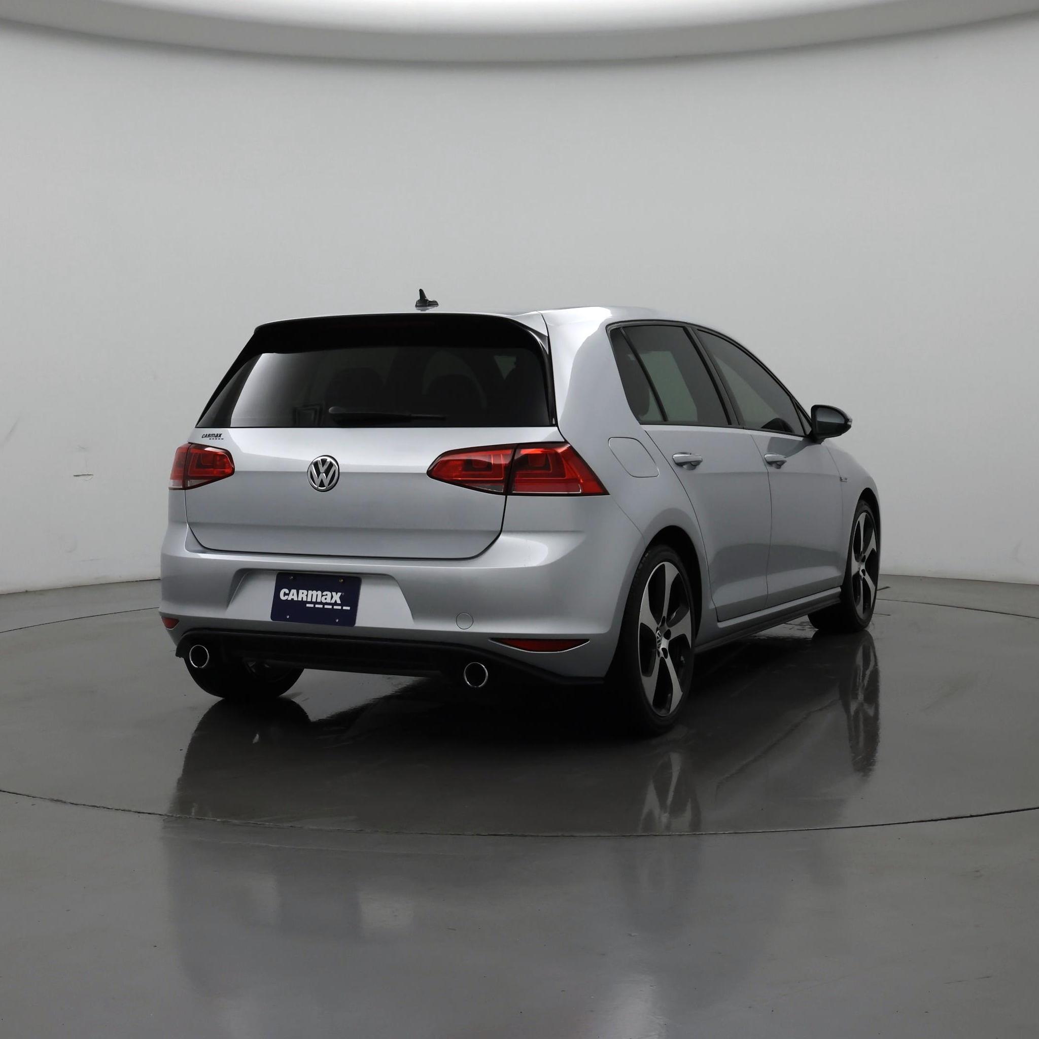 Thumbnail: 2016 Volkswagen Golf - 8