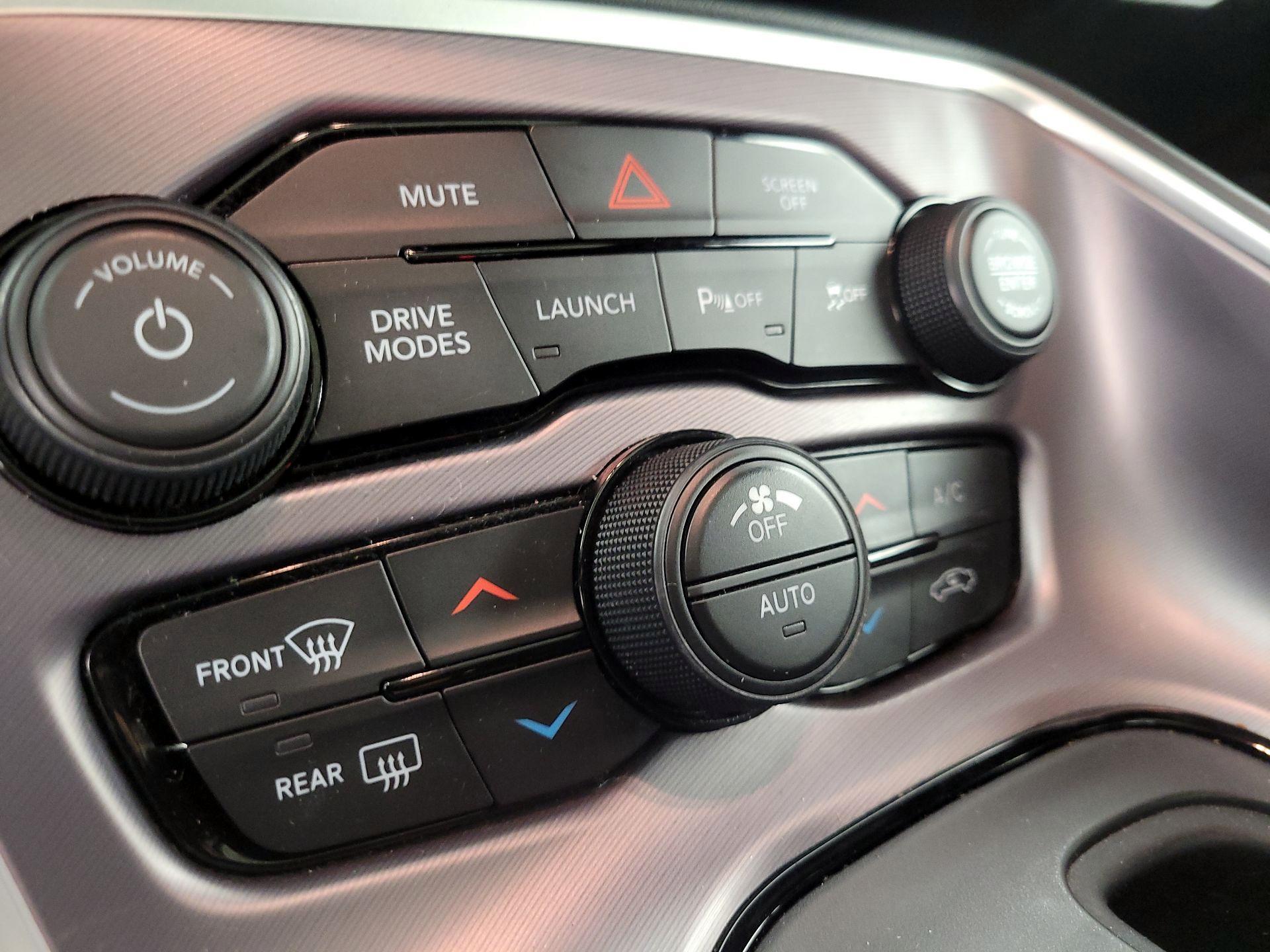 Thumbnail: 2021 Dodge Challenger - 16