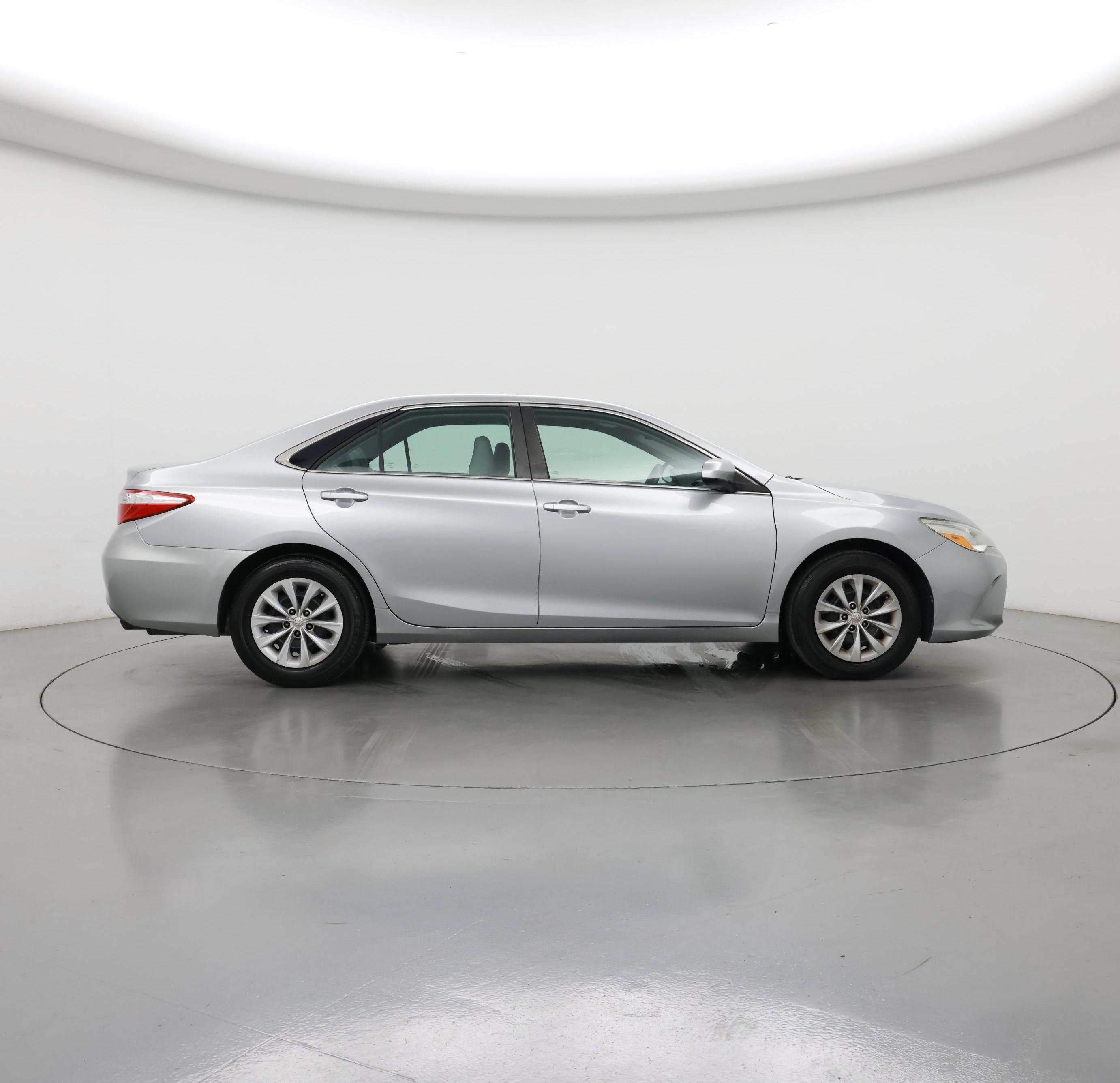 Thumbnail: 2015 Toyota Camry - 7