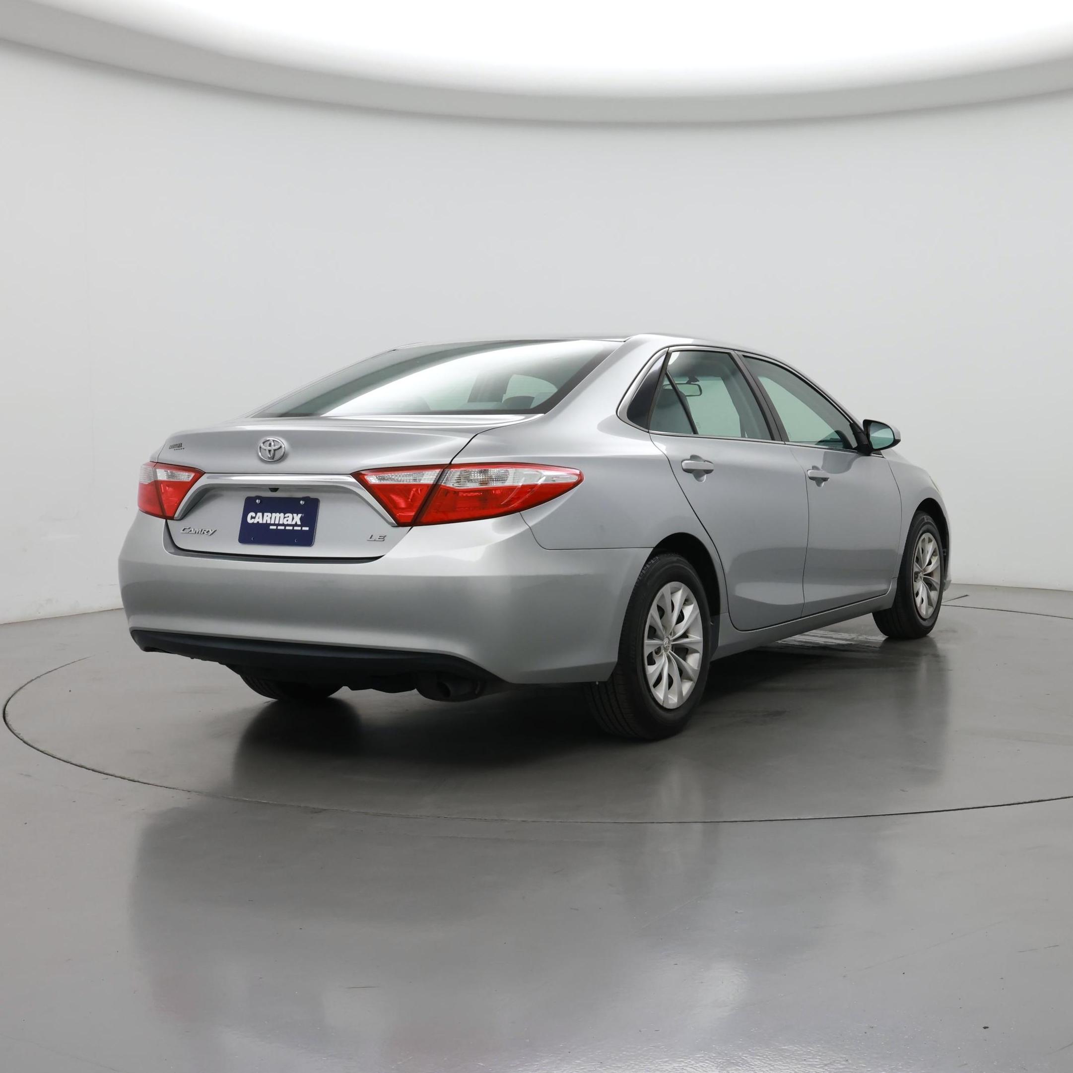 Thumbnail: 2015 Toyota Camry - 8