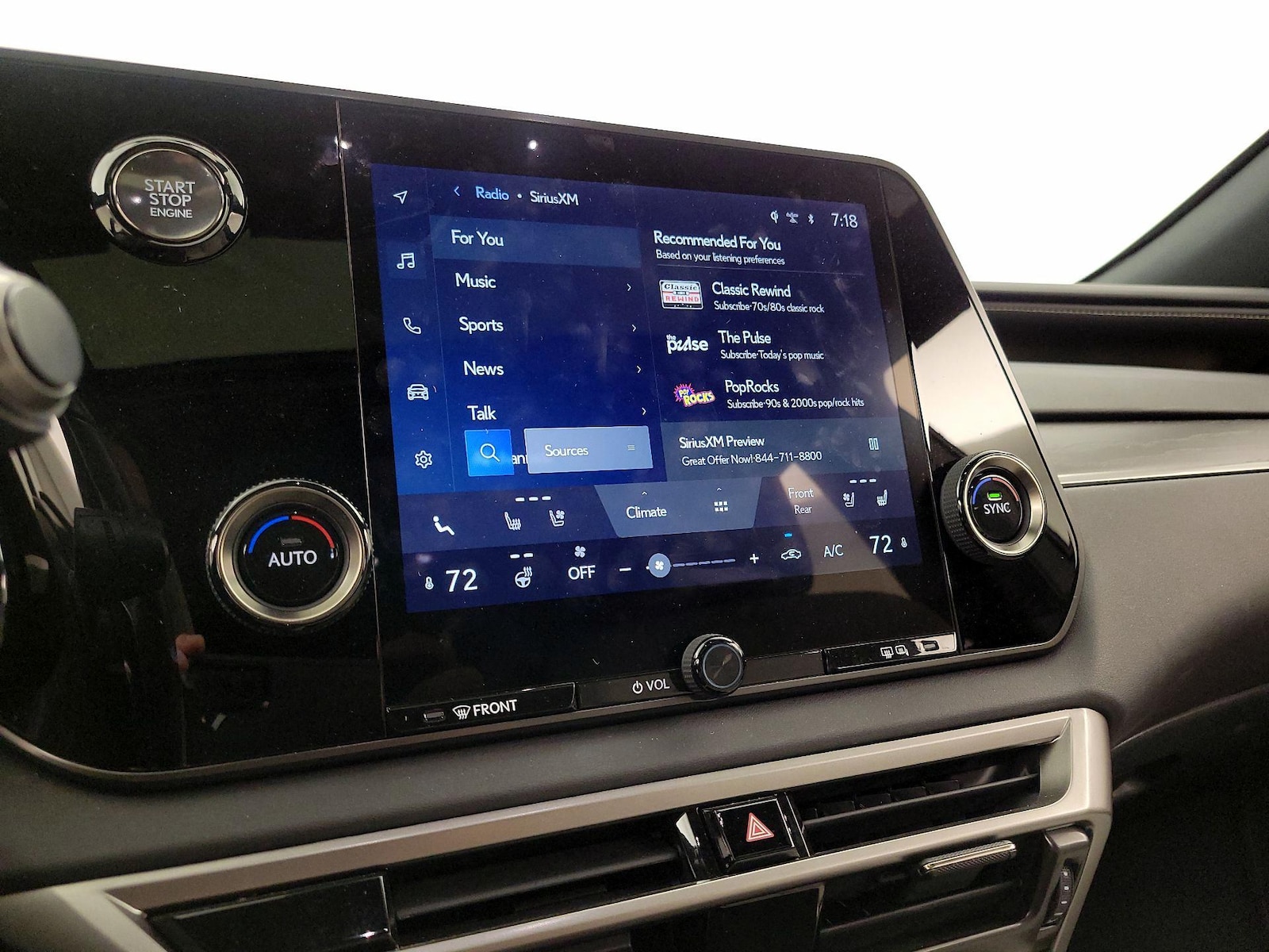 2023 Lexus RX 350 - Photo 16