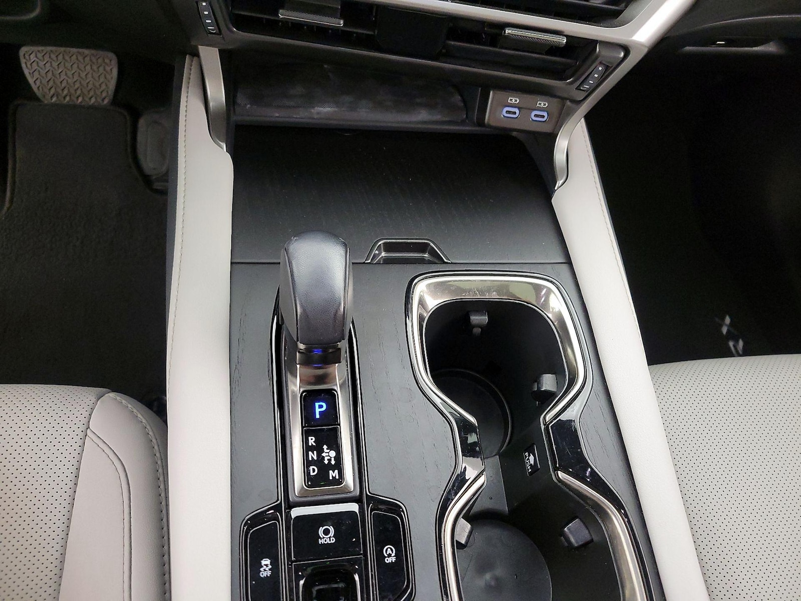 2023 Lexus RX 350 - Photo 18