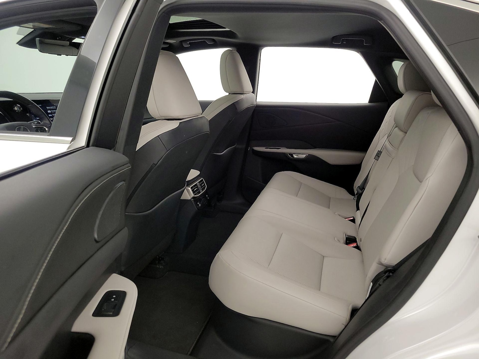 2023 Lexus RX 350 - Photo 21
