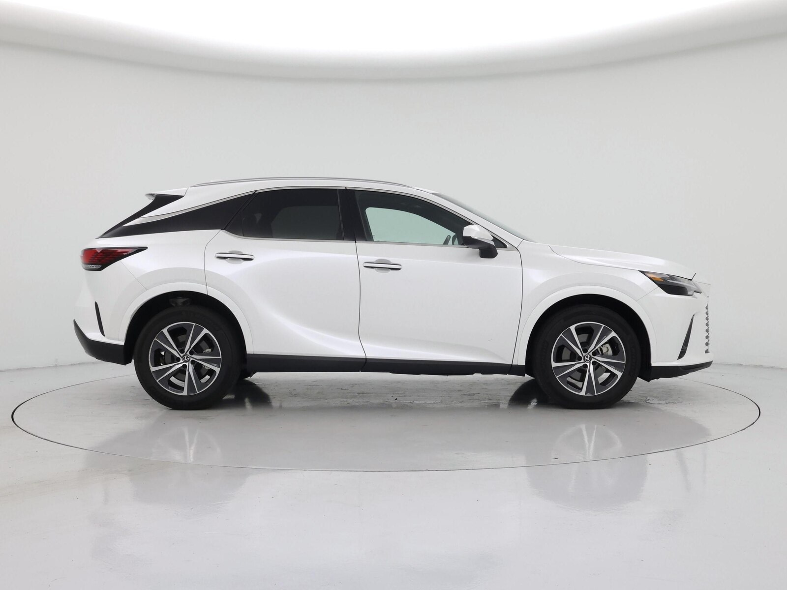 2023 Lexus RX 350 - Photo 8