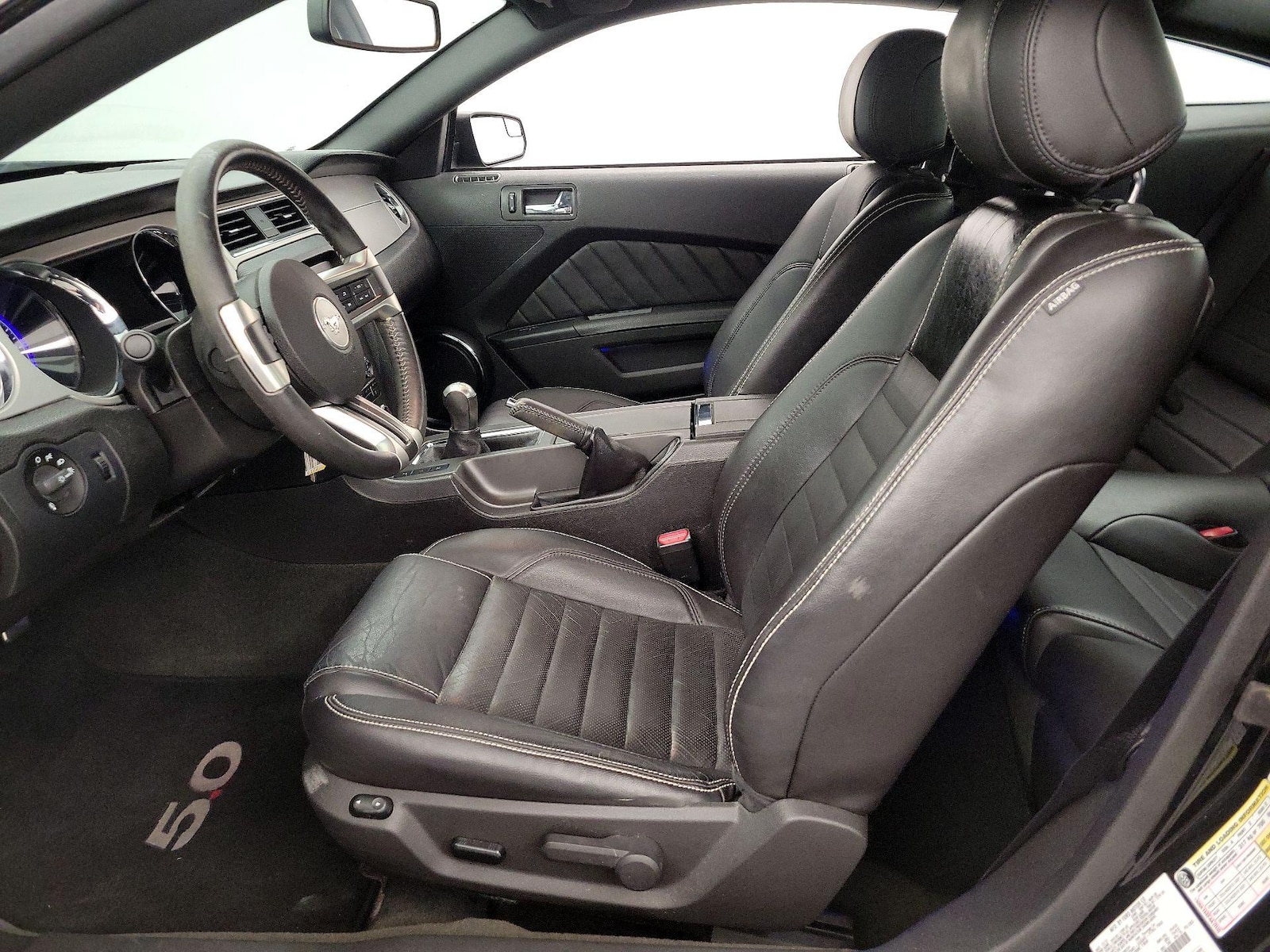 2014 Ford Mustang GT Premium - Photo 12