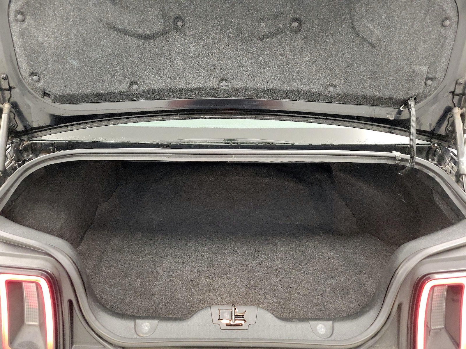 2014 Ford Mustang GT Premium - Photo 20