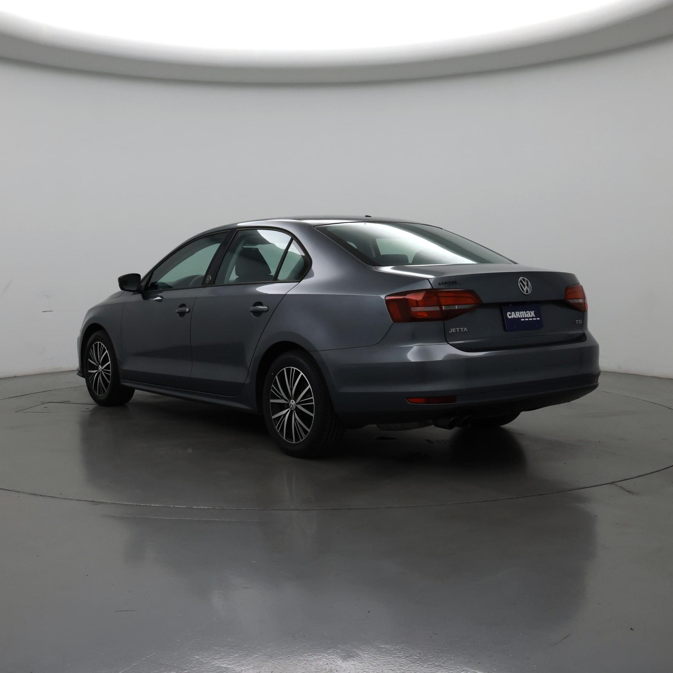 Thumbnail: 2018 Volkswagen Jetta - 2
