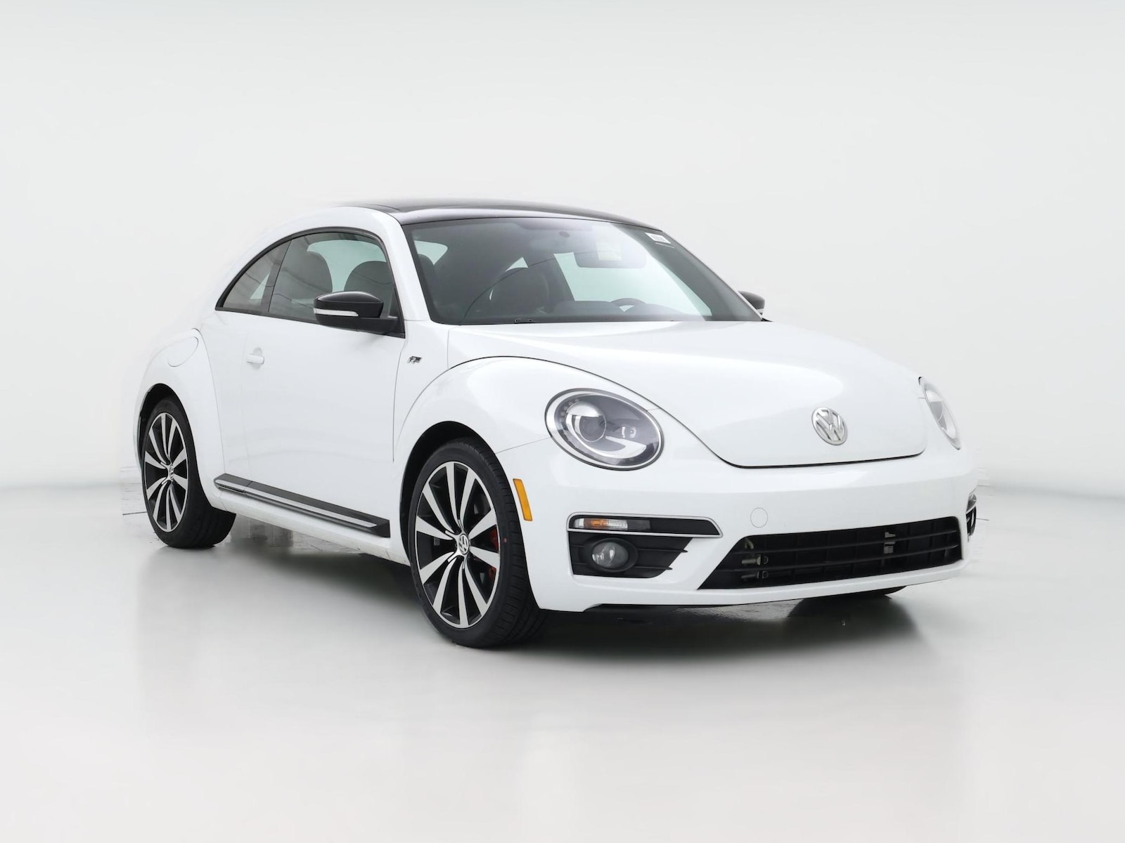2015 Volkswagen Beetle R-Line - Photo 1