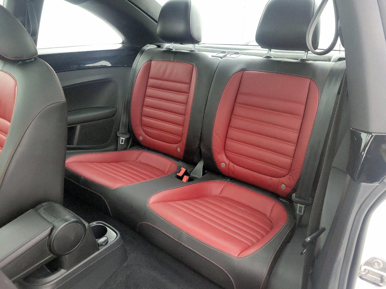 2015 Volkswagen Beetle R-Line - Photo 20