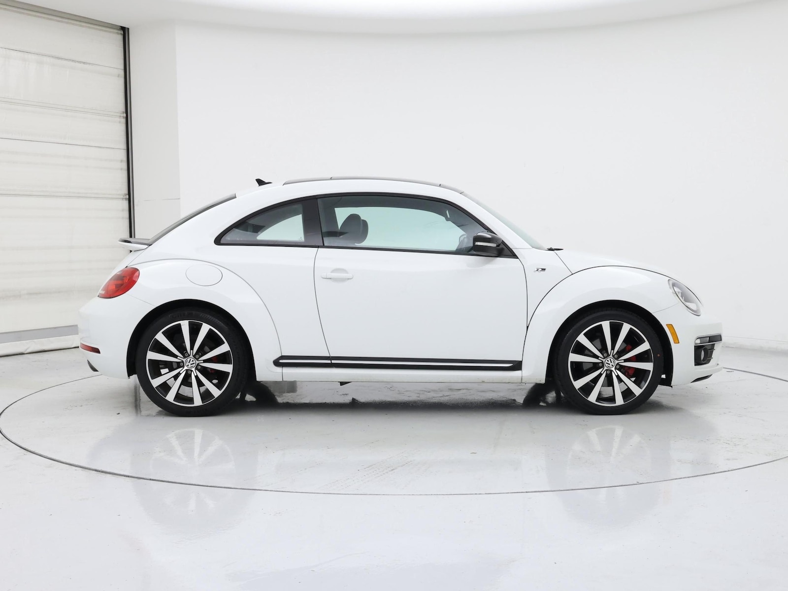 2015 Volkswagen Beetle R-Line - Photo 8