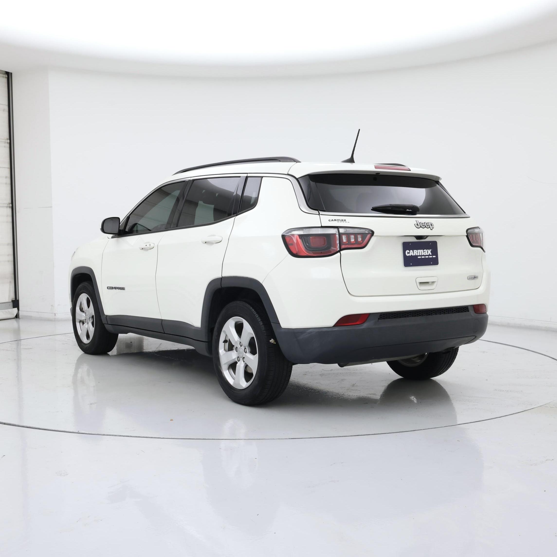 Thumbnail: 2019 Jeep Compass - 2