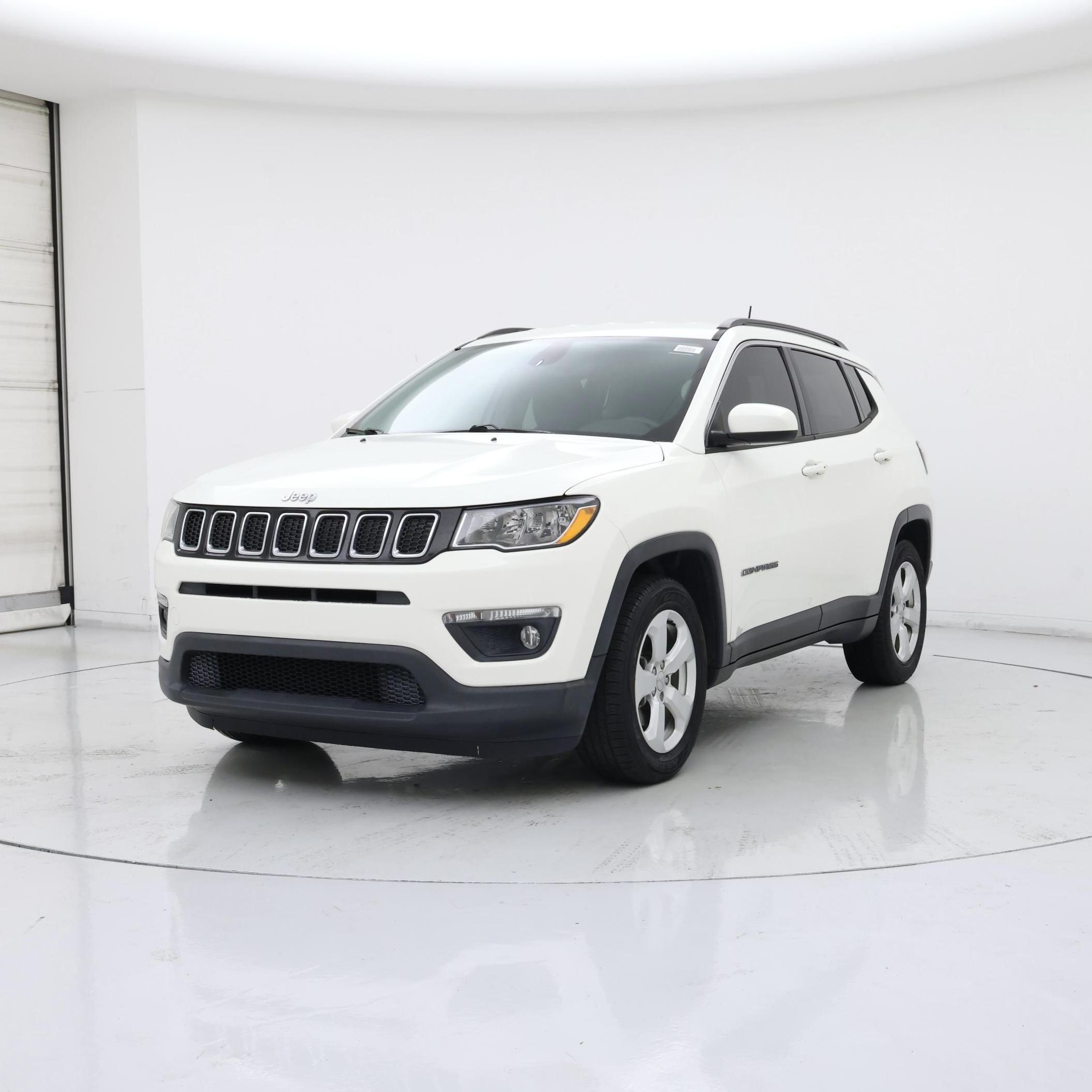 Thumbnail: 2019 Jeep Compass - 4