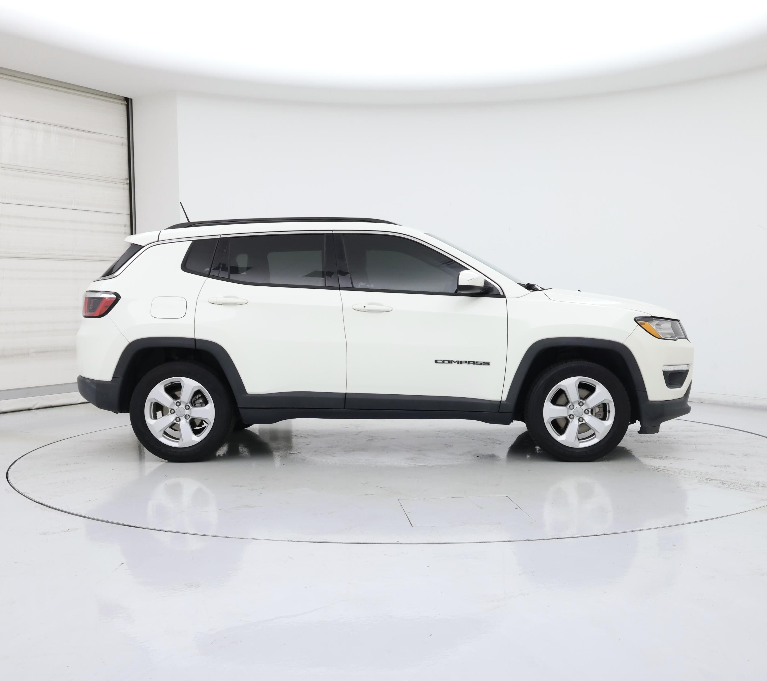 Thumbnail: 2019 Jeep Compass - 7