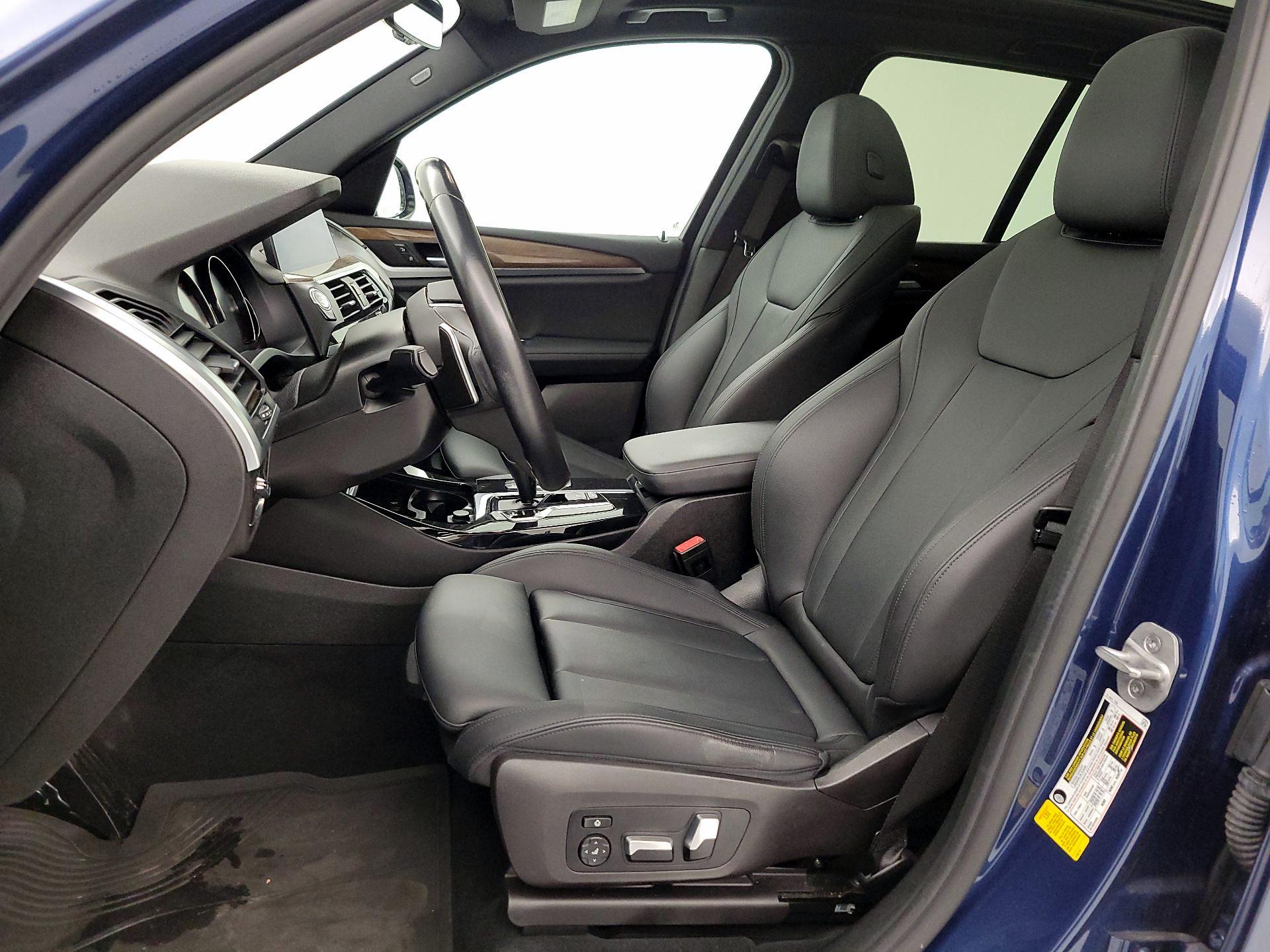 Thumbnail: 2021 BMW X3 - 11