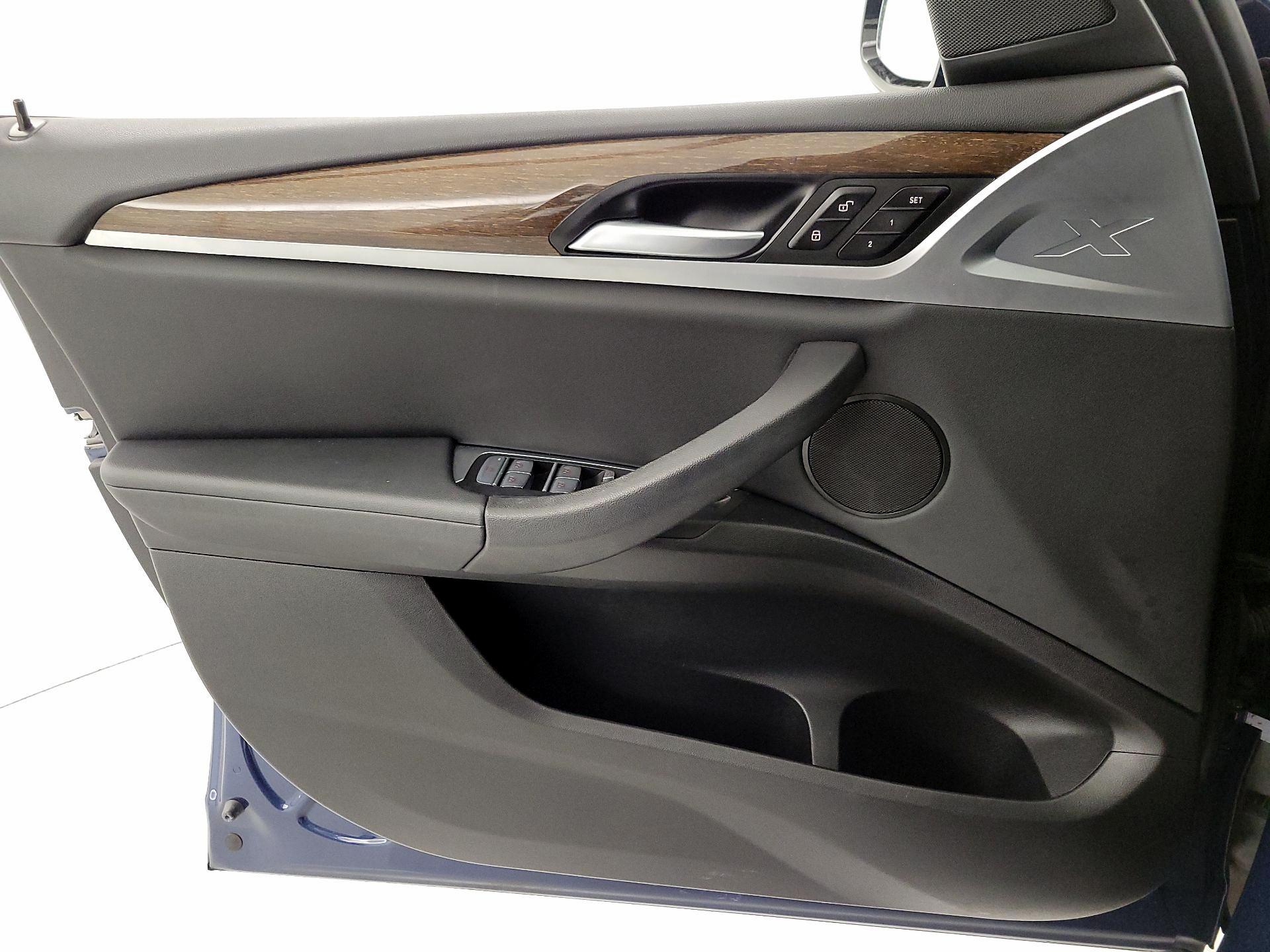 Thumbnail: 2021 BMW X3 - 12