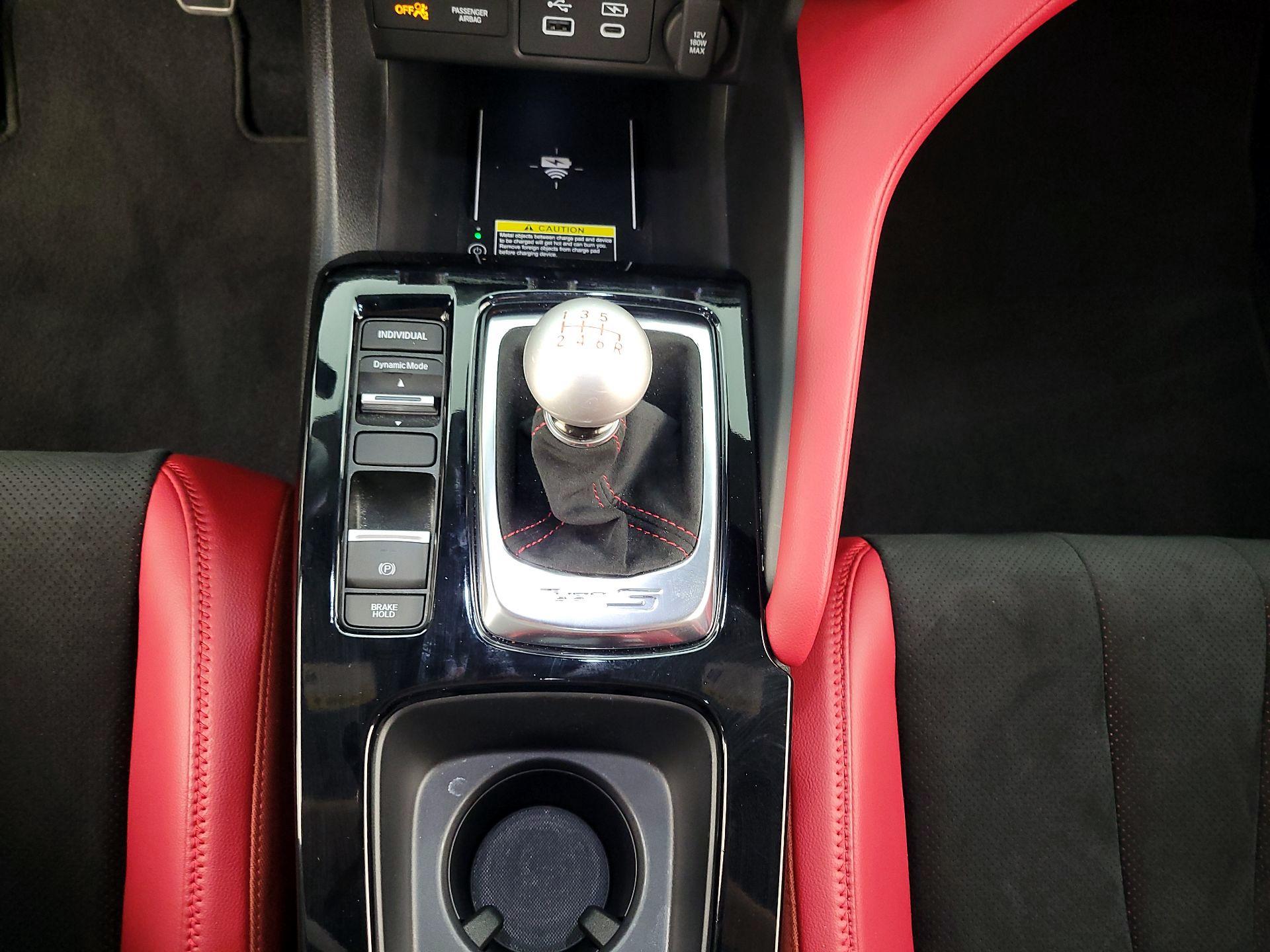 Thumbnail: 2025 Acura Integra - 17