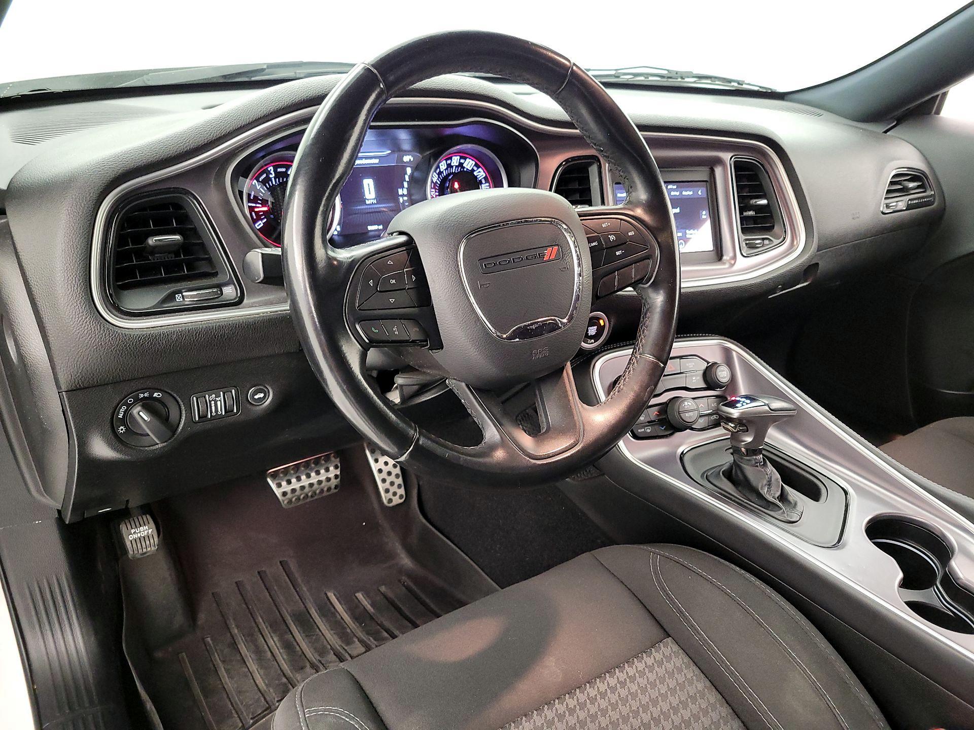 Thumbnail: 2019 Dodge Challenger - 9