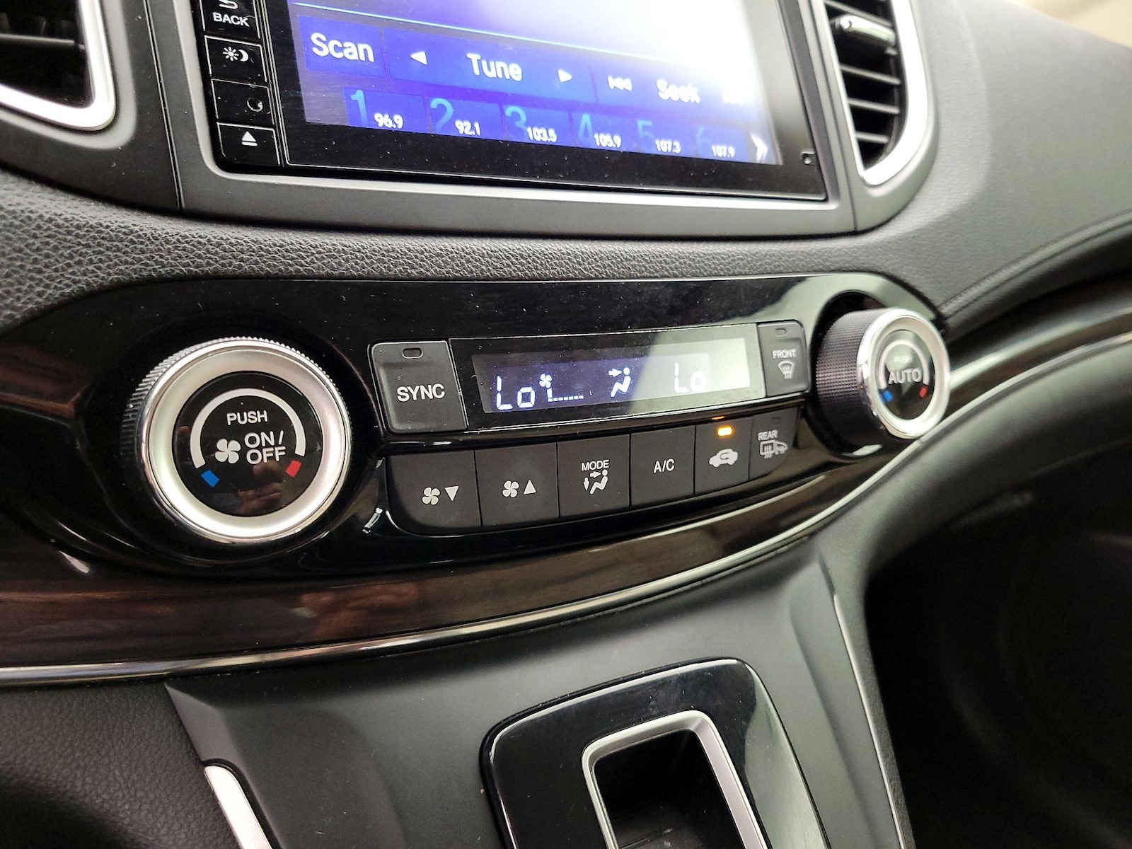 2015 Honda CR-V EX-L - Photo 17