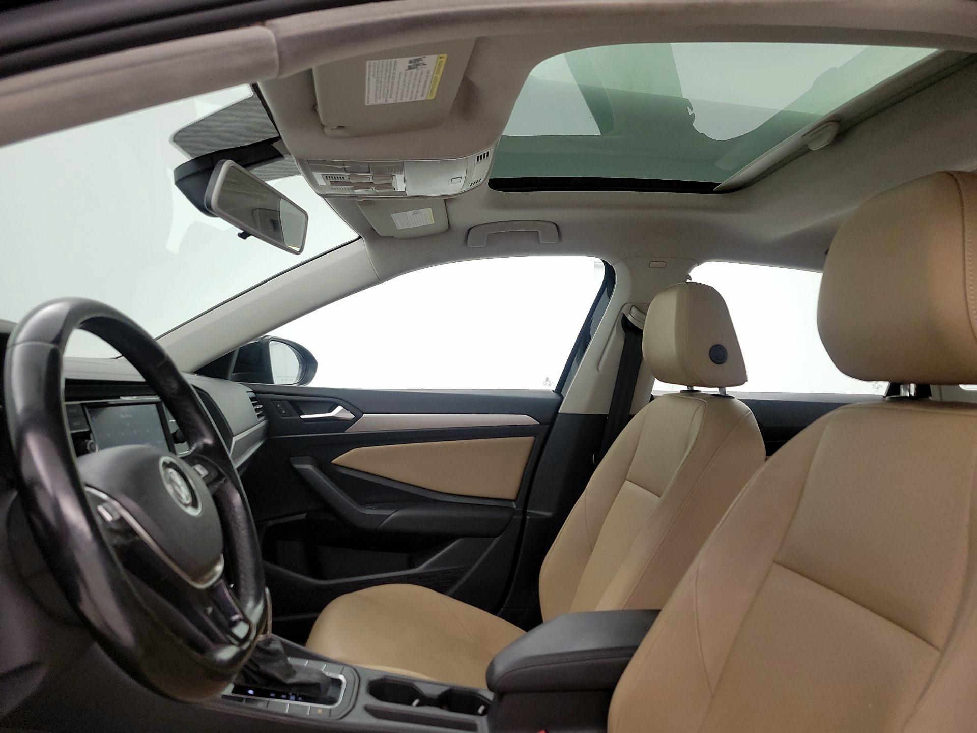 Thumbnail: 2019 Volkswagen Jetta - 19