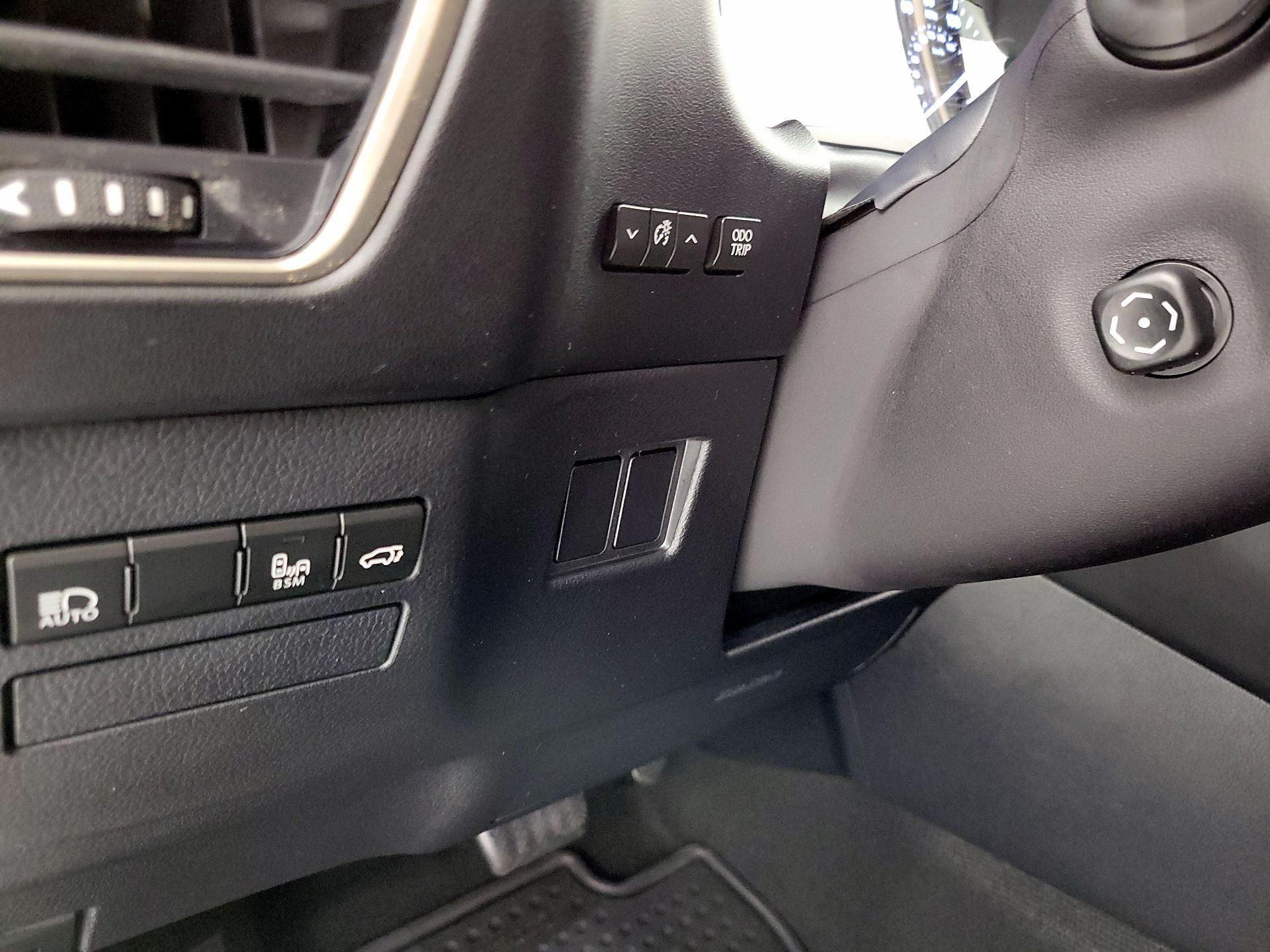 Thumbnail: 2020 Lexus NX - 13