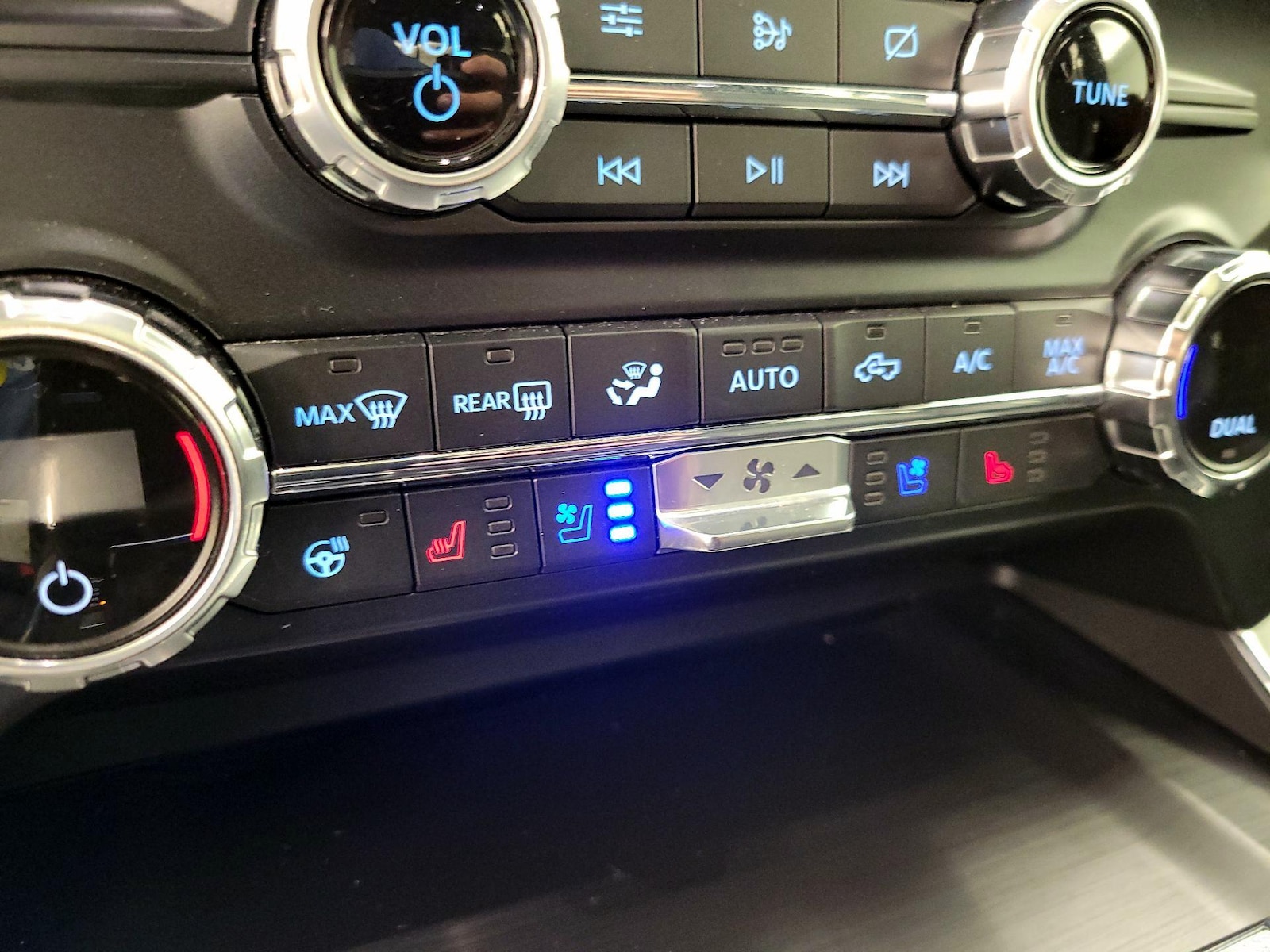 2021 Ford F-150 Lariat - Photo 18