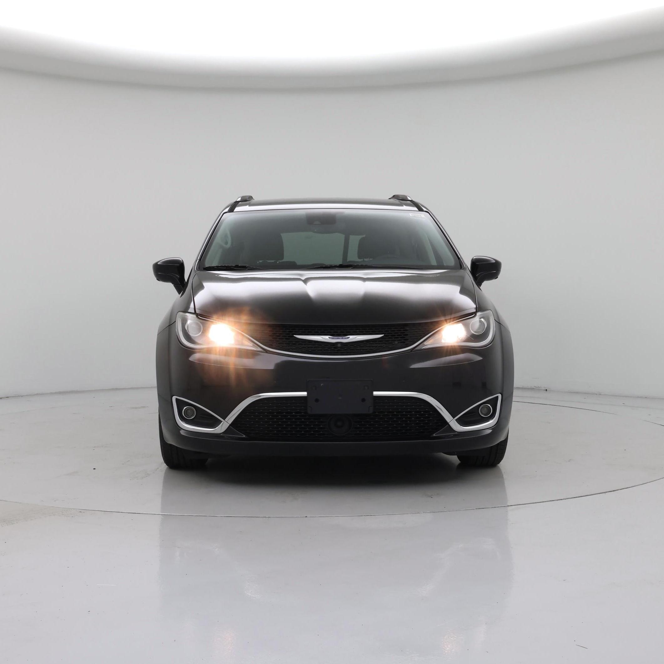 Thumbnail: 2020 Chrysler Pacifica - 5