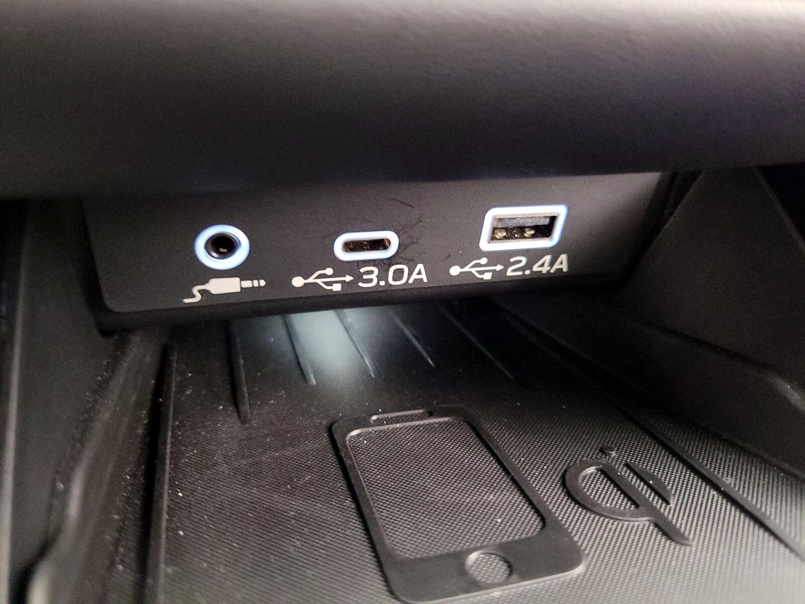 2023 Subaru Outback Touring - Photo 19