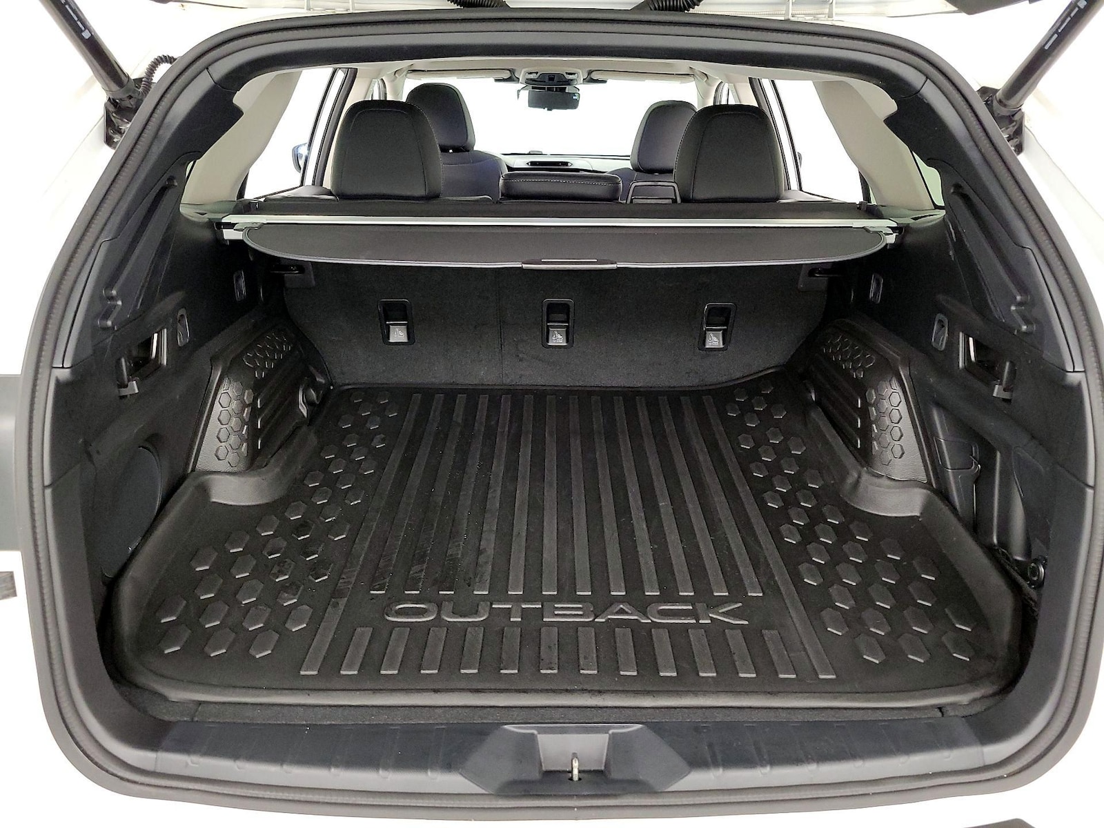 2023 Subaru Outback Touring - Photo 22