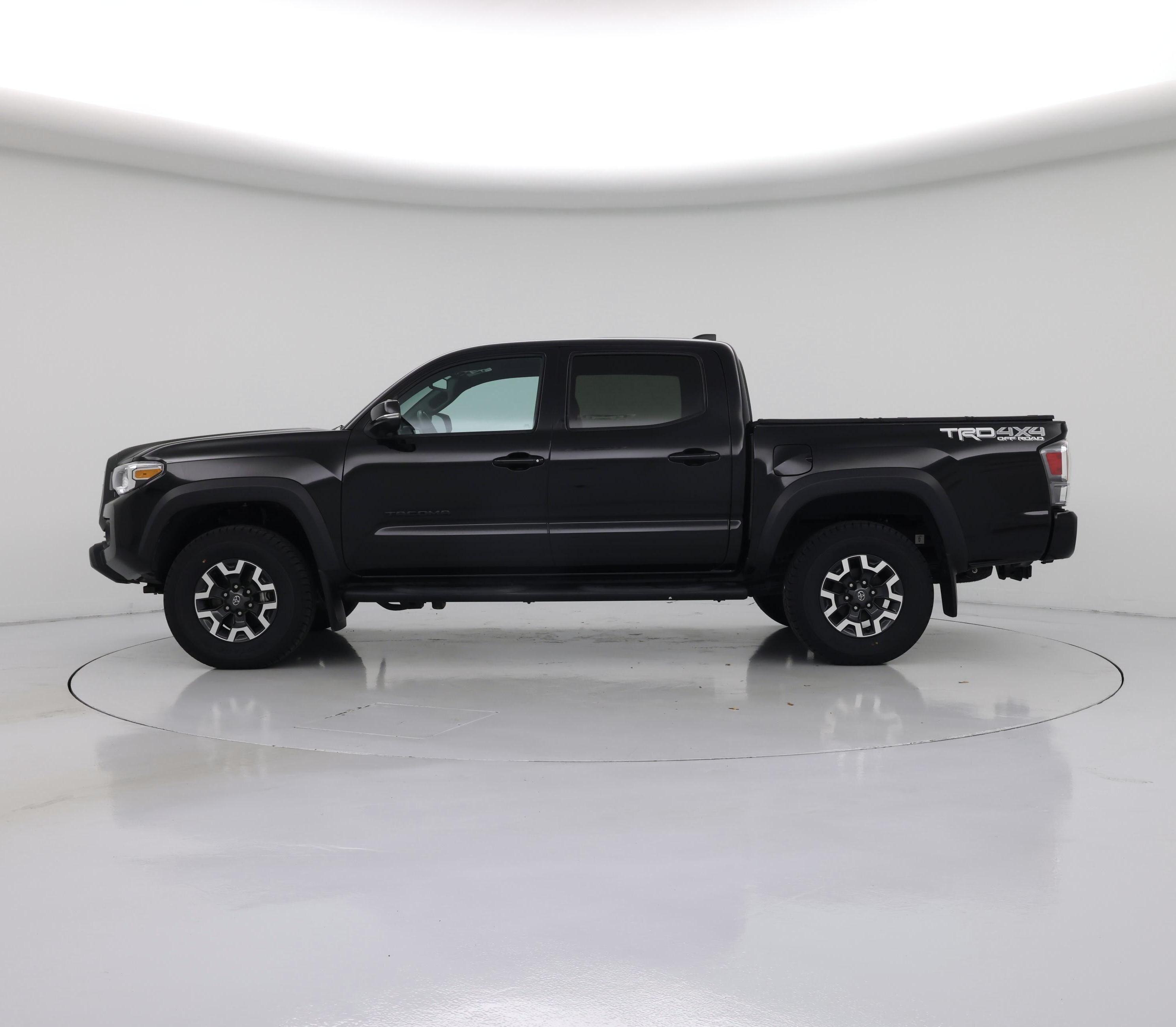 Thumbnail: 2023 Toyota Tacoma - 3