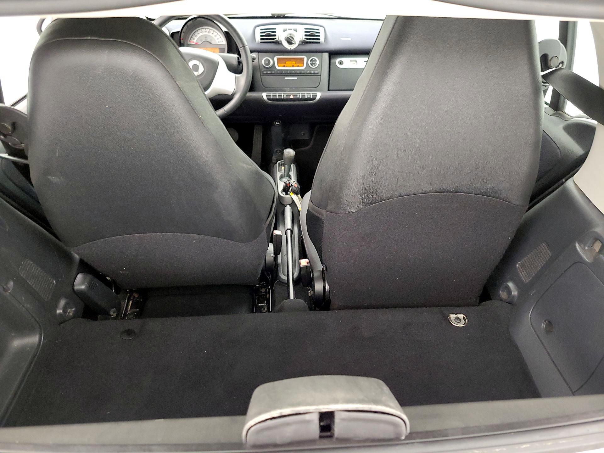 Thumbnail: 2014 smart fortwo - 17