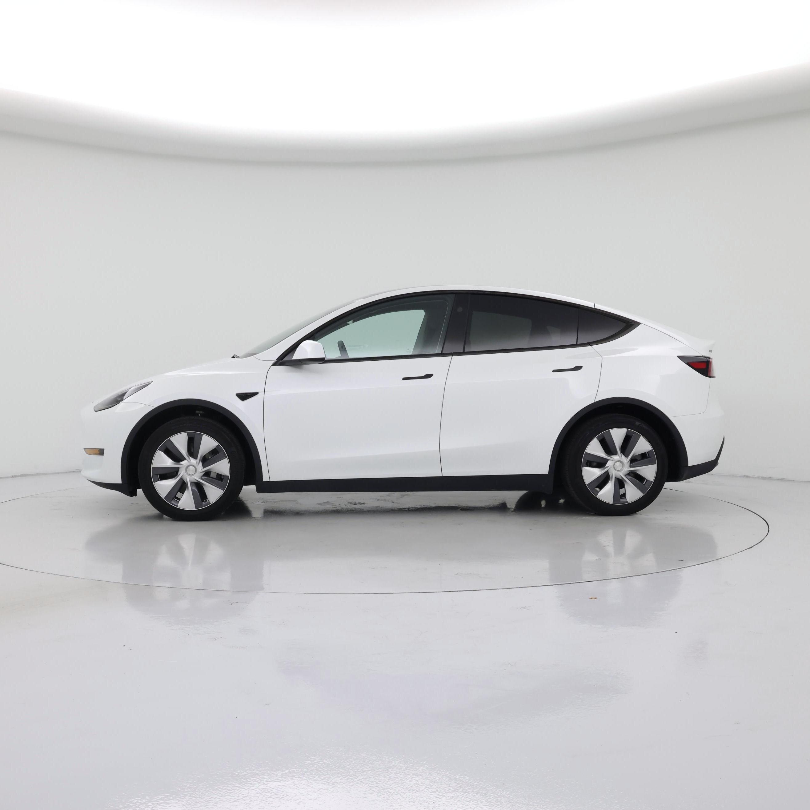 Thumbnail: 2023 Tesla Model Y - 3