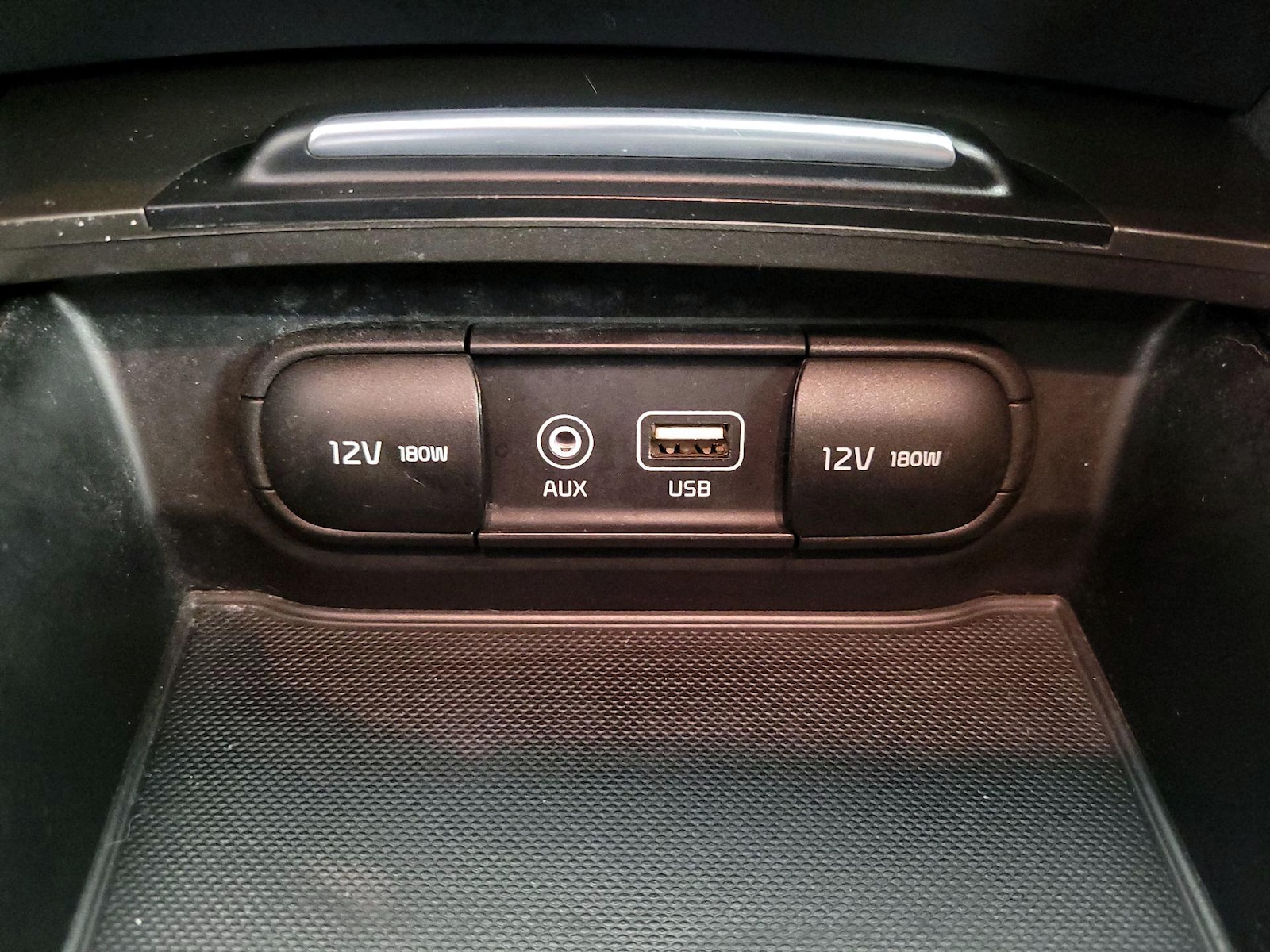2020 Kia Optima LX - Photo 19