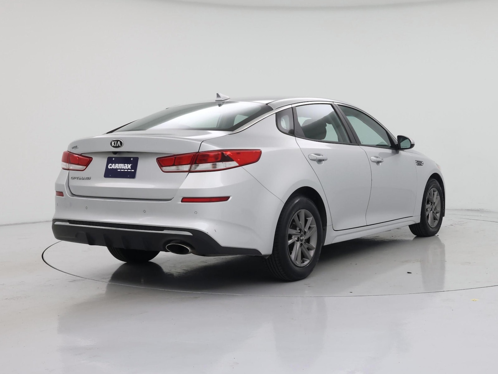 2020 Kia Optima LX - Photo 9