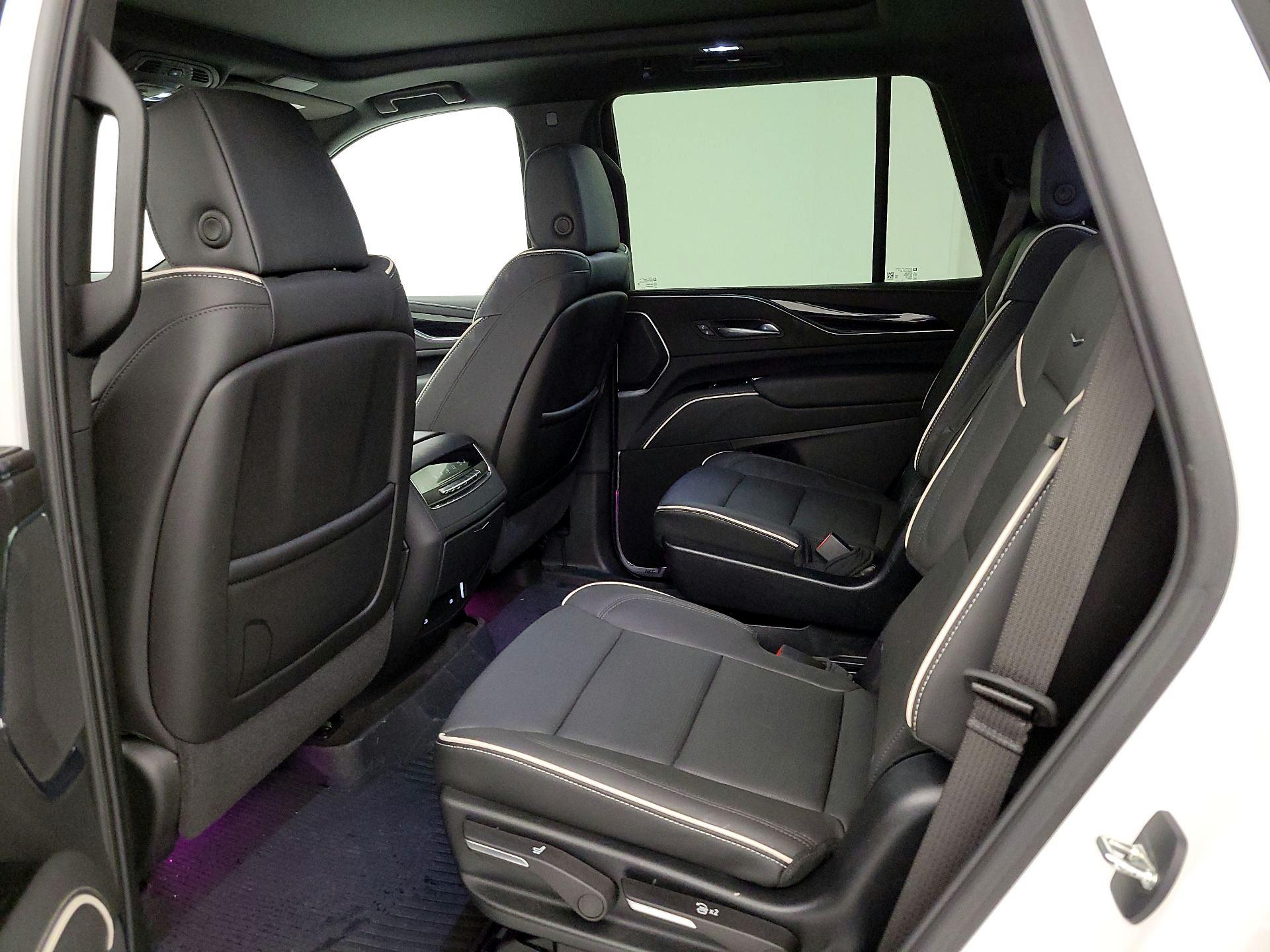 Thumbnail: 2024 Cadillac Escalade - 20