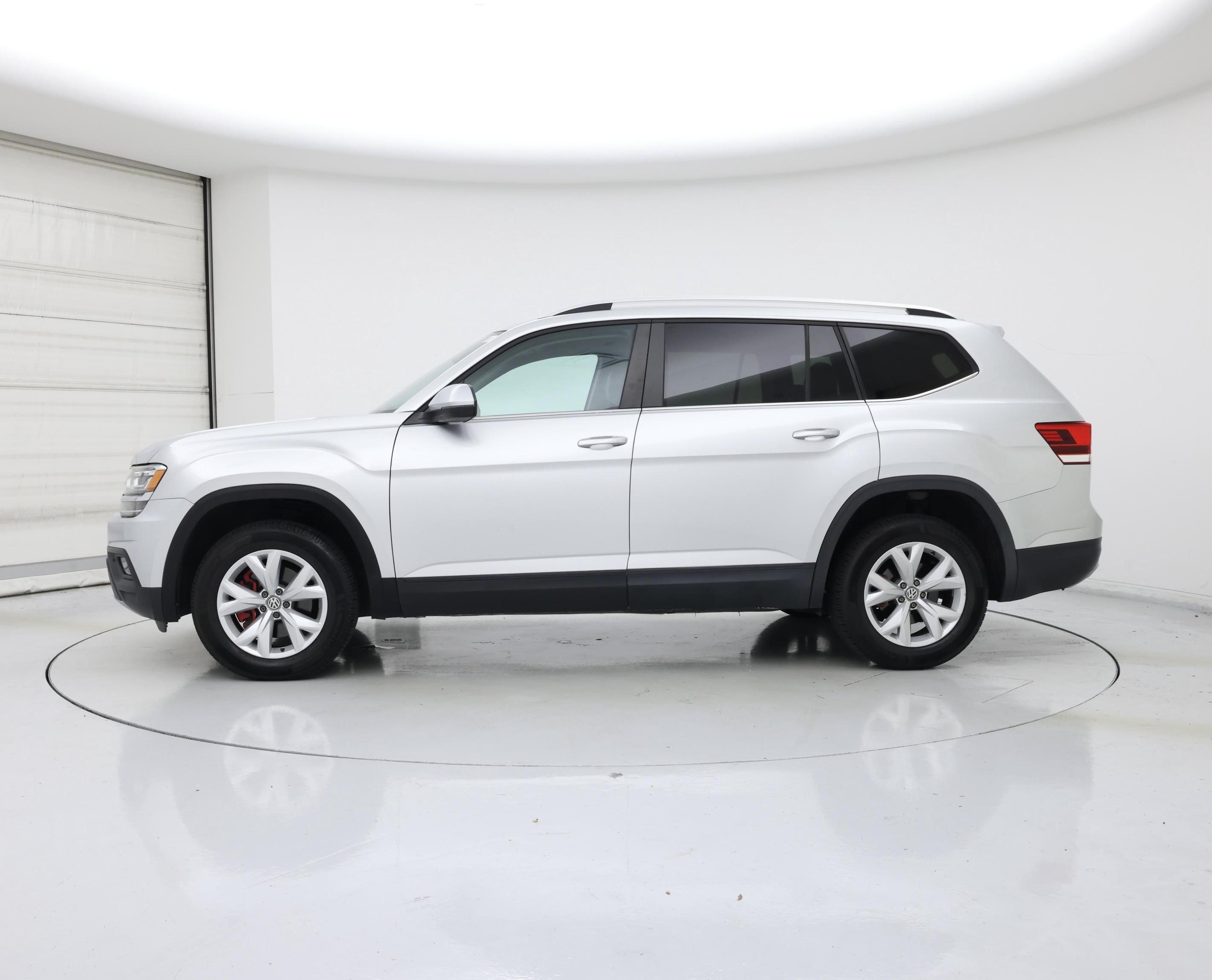 Thumbnail: 2018 Volkswagen Atlas - 3