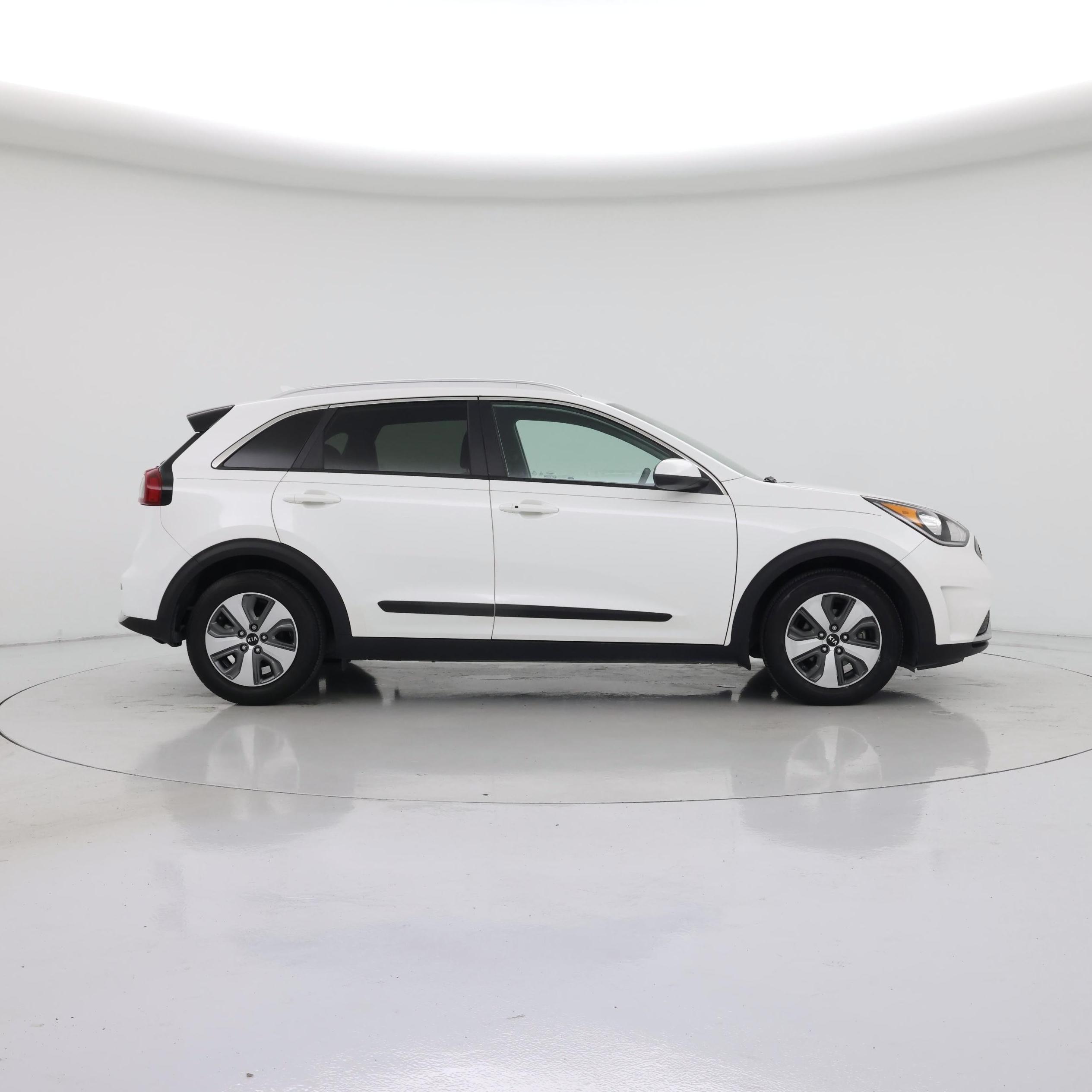 Thumbnail: 2018 Kia Niro - 7