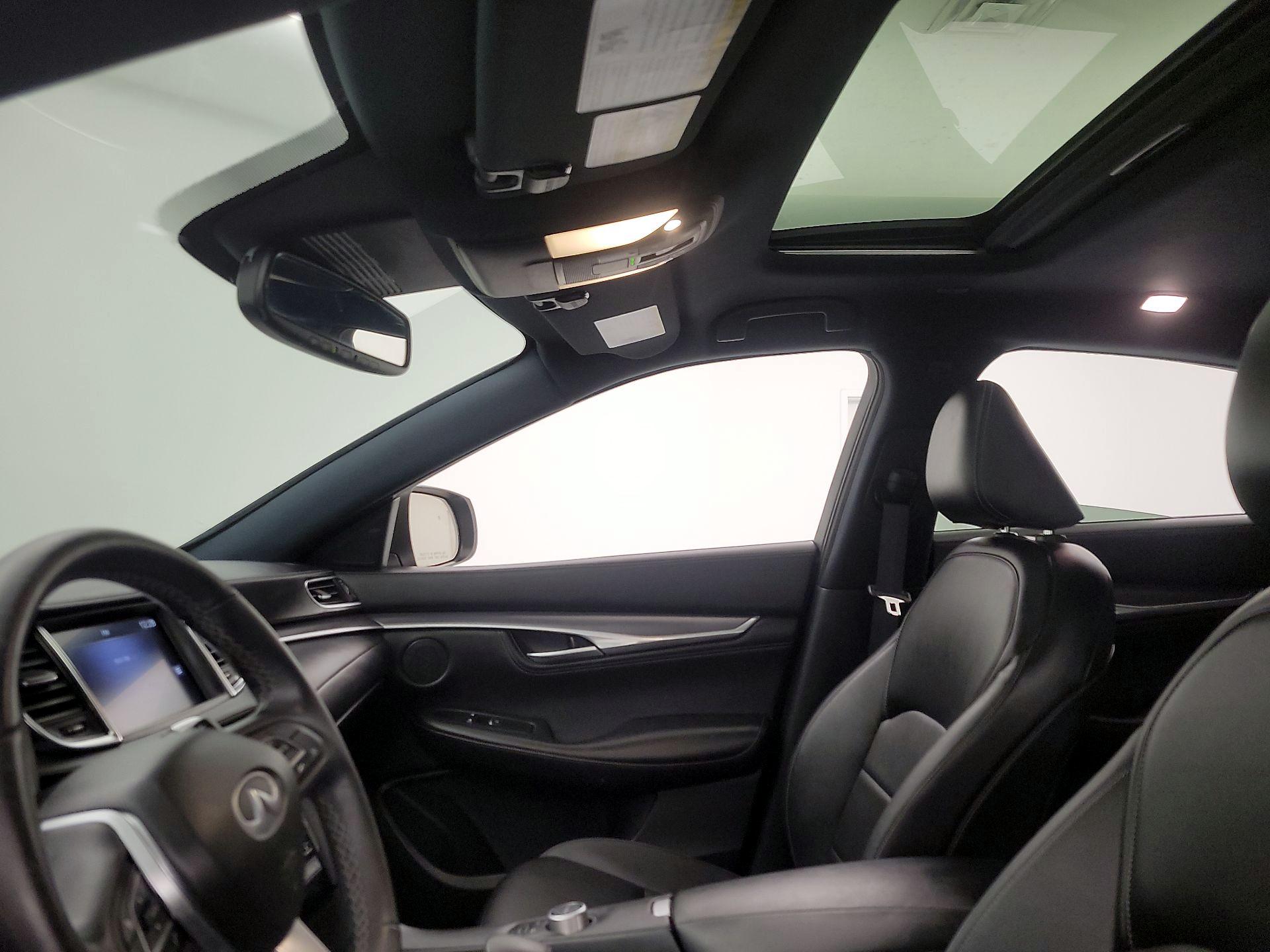 Thumbnail: 2022 INFINITI QX55 - 19