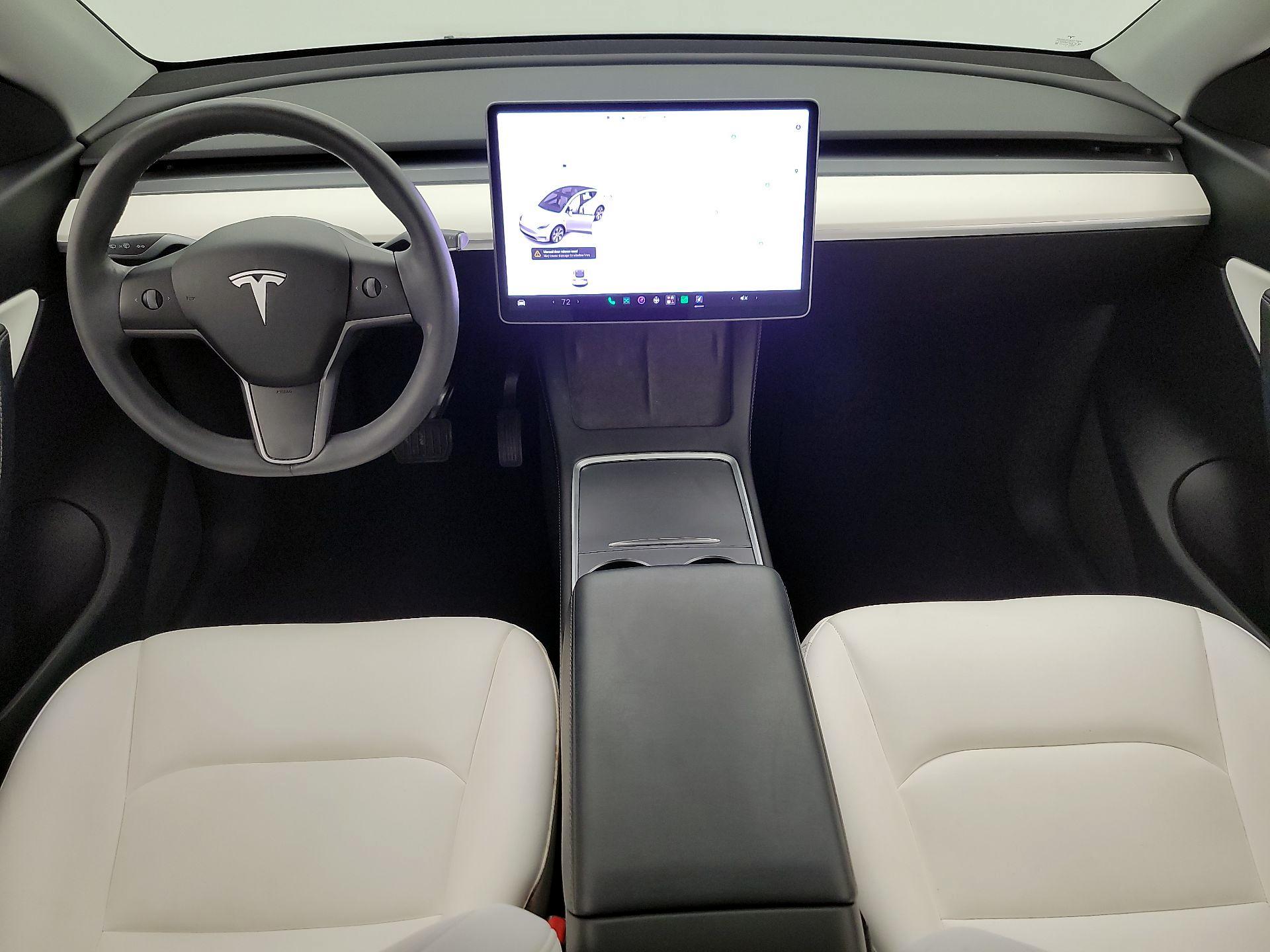 Thumbnail: 2022 Tesla Model Y - 9
