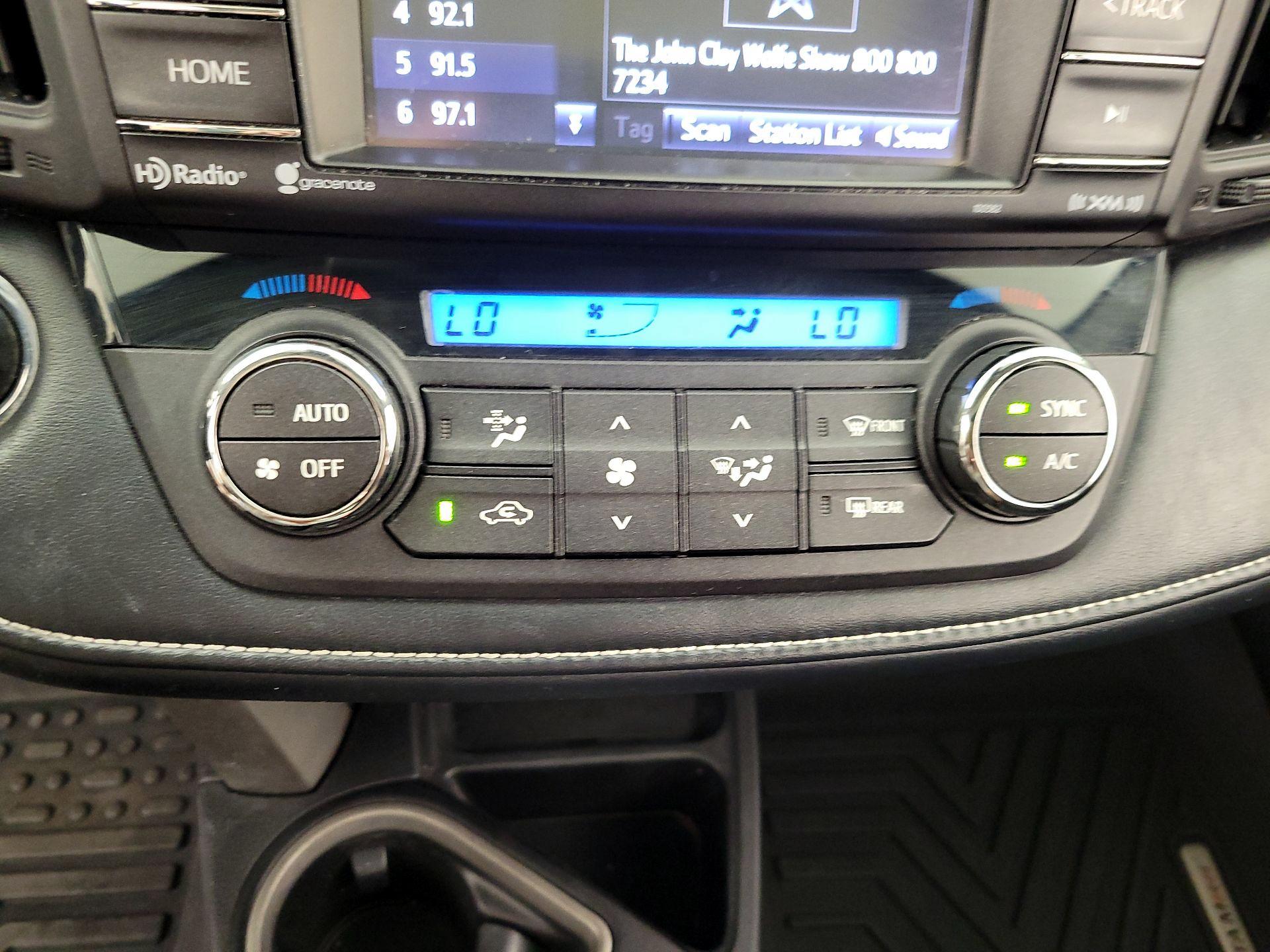 Thumbnail: 2018 Toyota RAV4 - 16