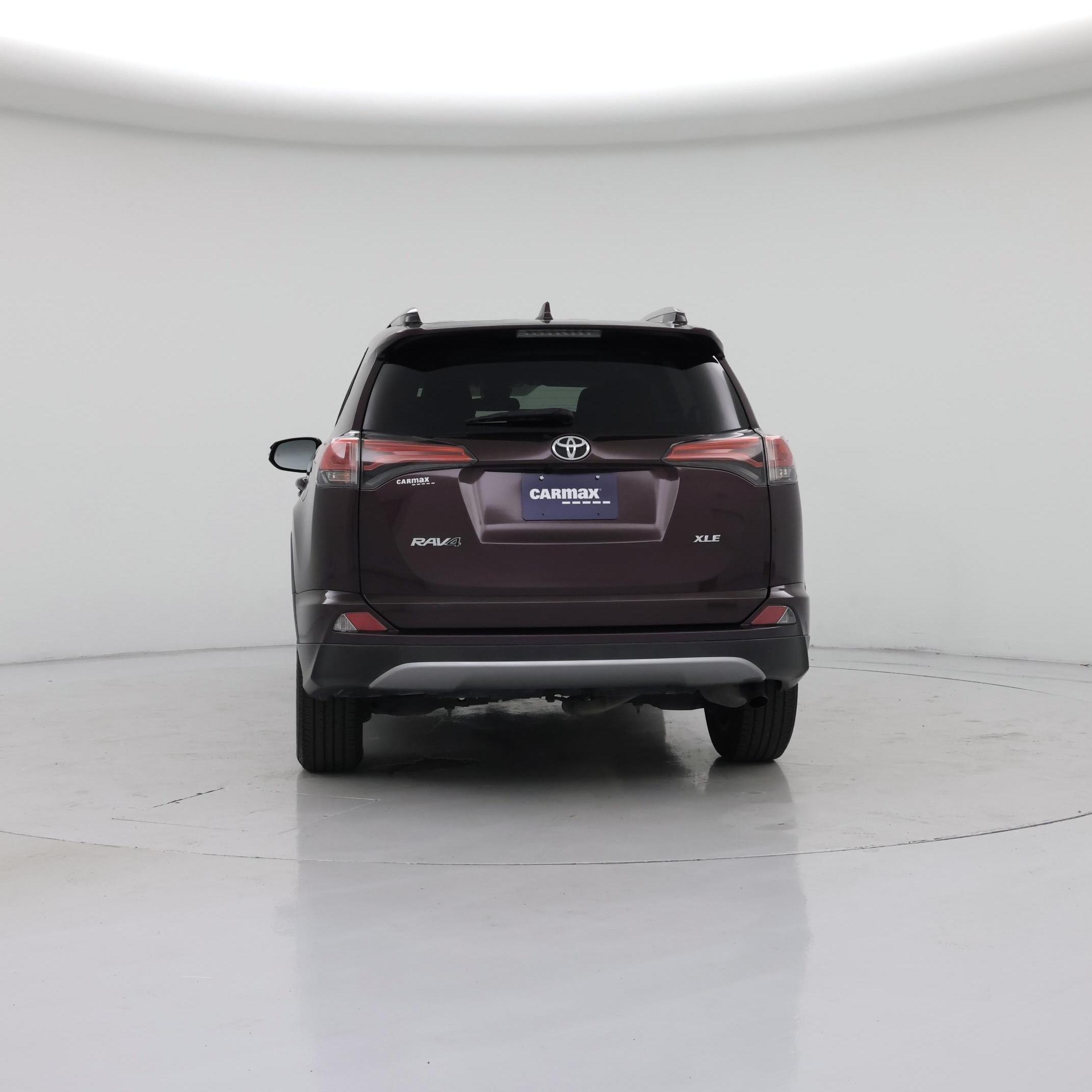 Thumbnail: 2018 Toyota RAV4 - 6