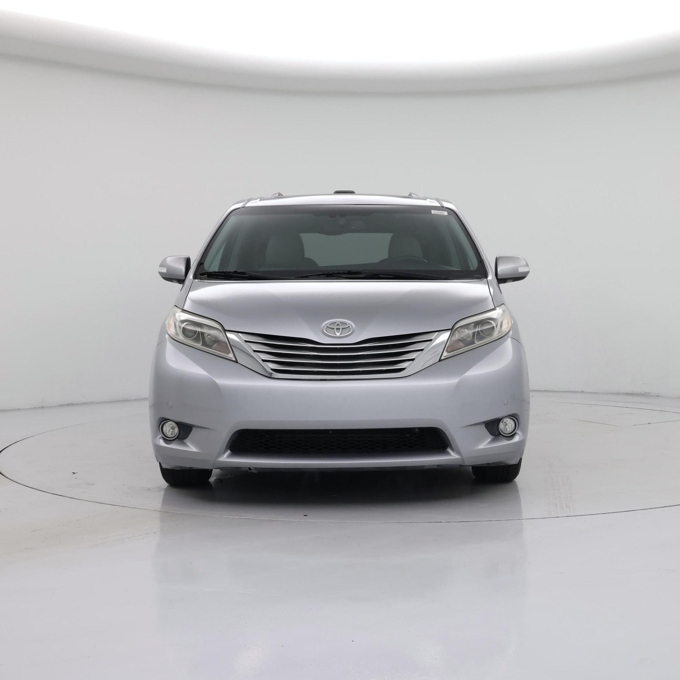 Thumbnail: 2017 Toyota Sienna - 5