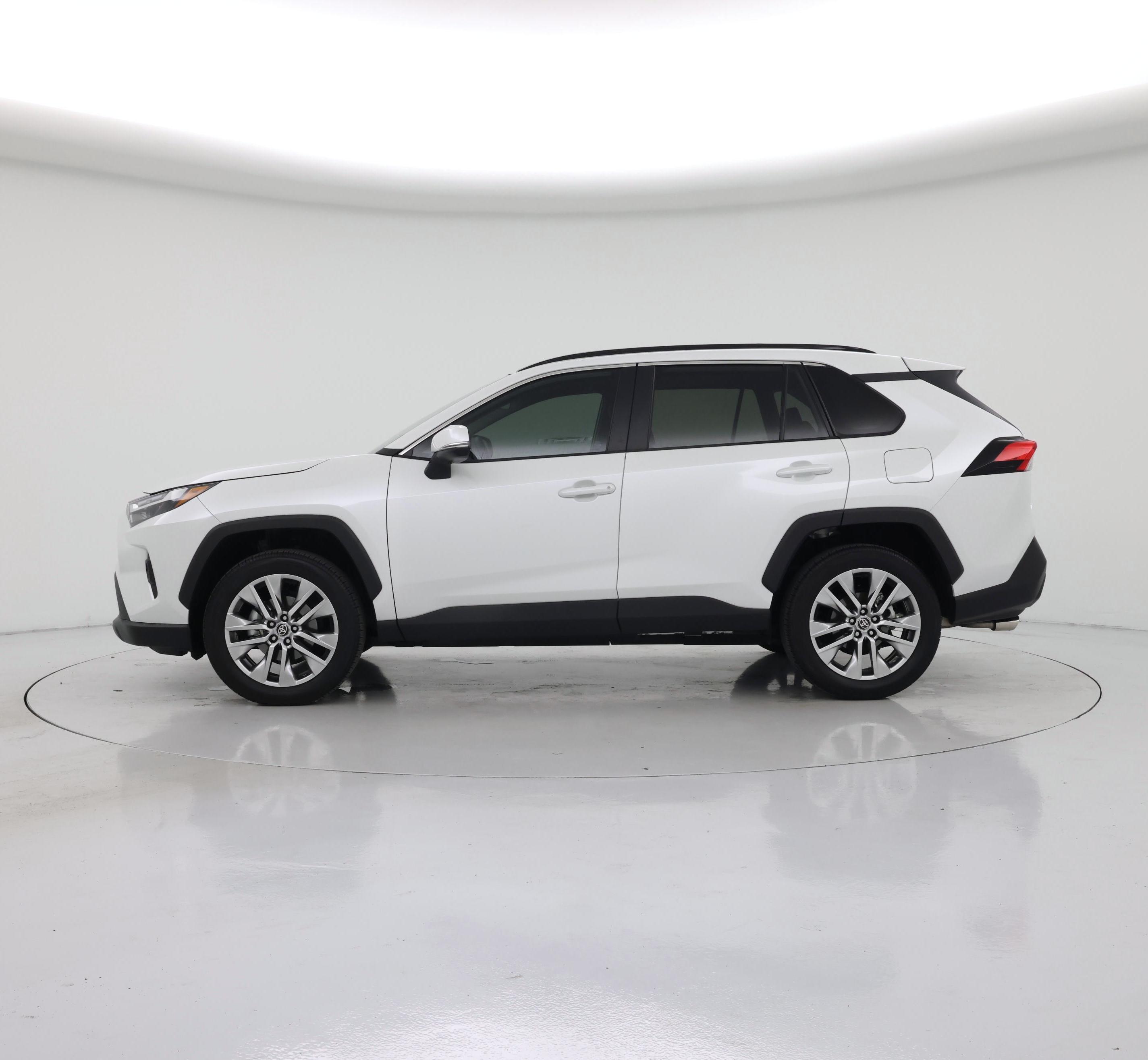 Thumbnail: 2024 Toyota RAV4 - 3