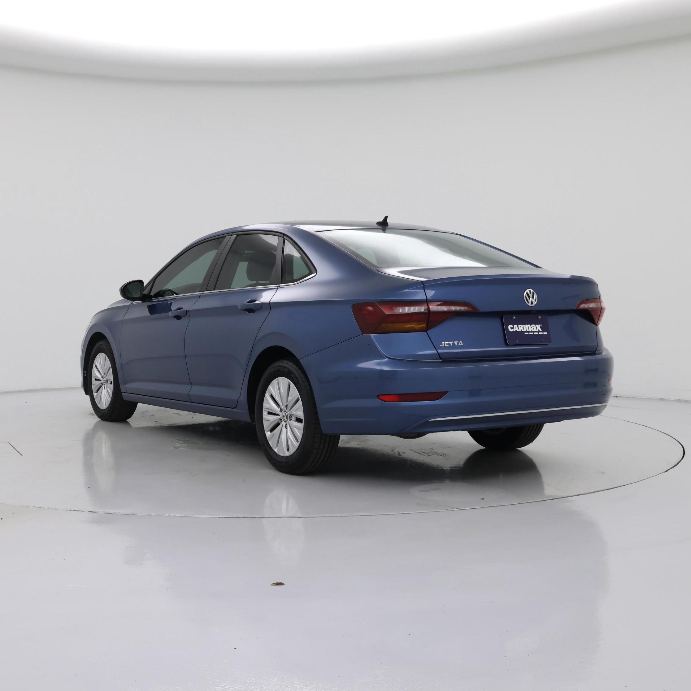 Thumbnail: 2019 Volkswagen Jetta - 2