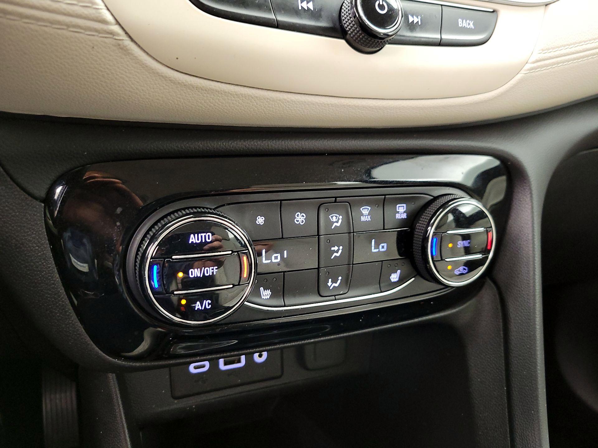 Thumbnail: 2022 Buick Encore GX - 16