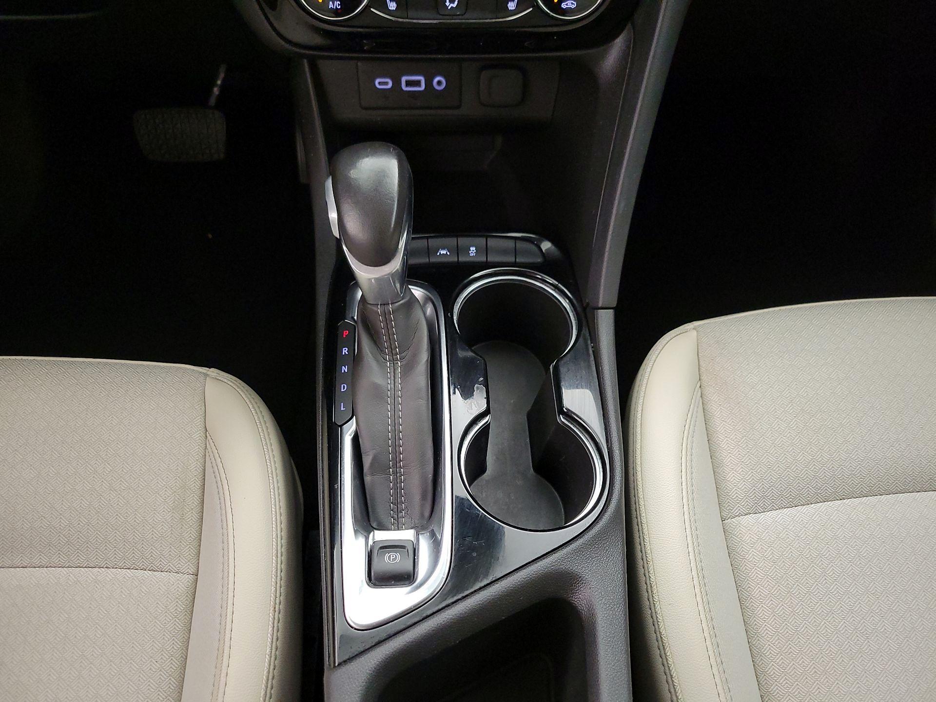 Thumbnail: 2022 Buick Encore GX - 17