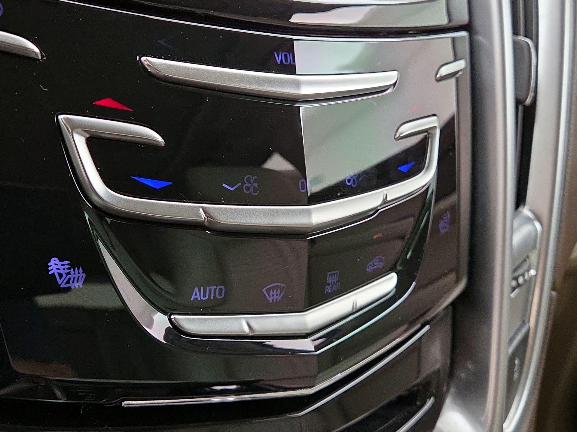 Thumbnail: 2016 Cadillac SRX - 16
