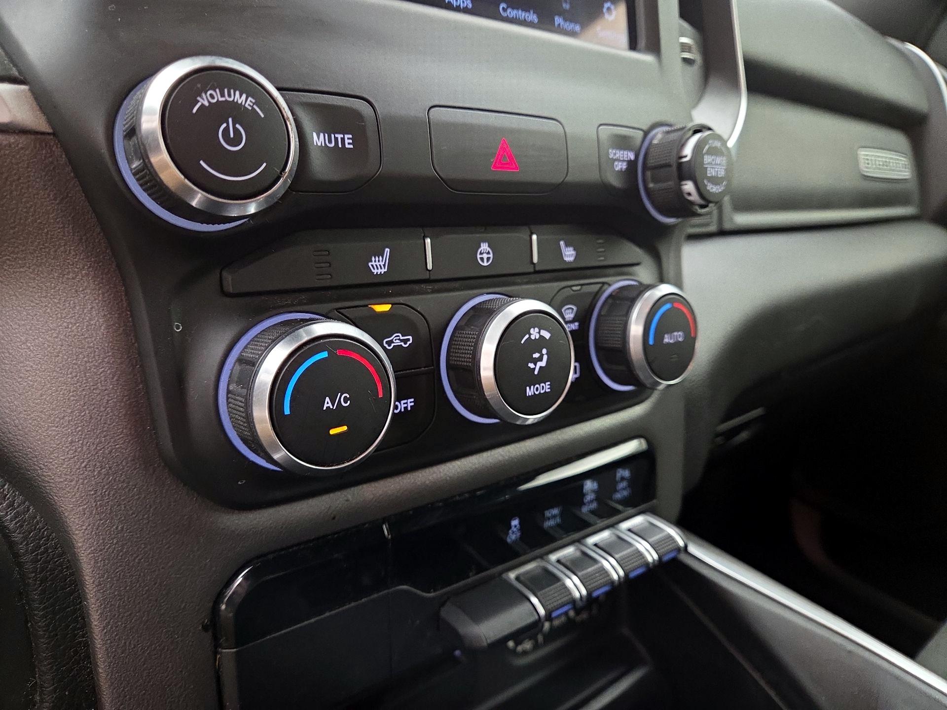 Thumbnail: 2019 RAM 1500 - 16