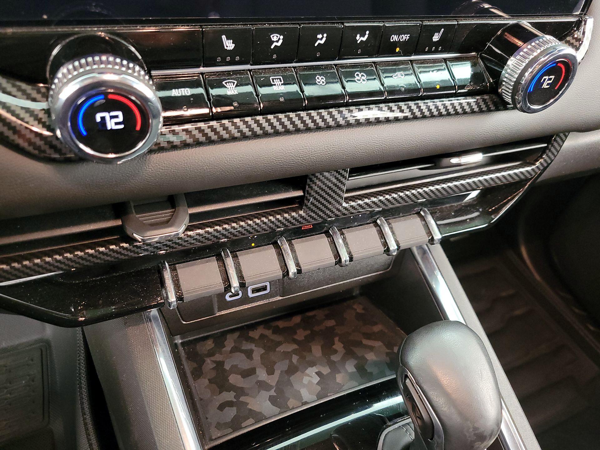 Thumbnail: 2023 GMC Canyon - 16