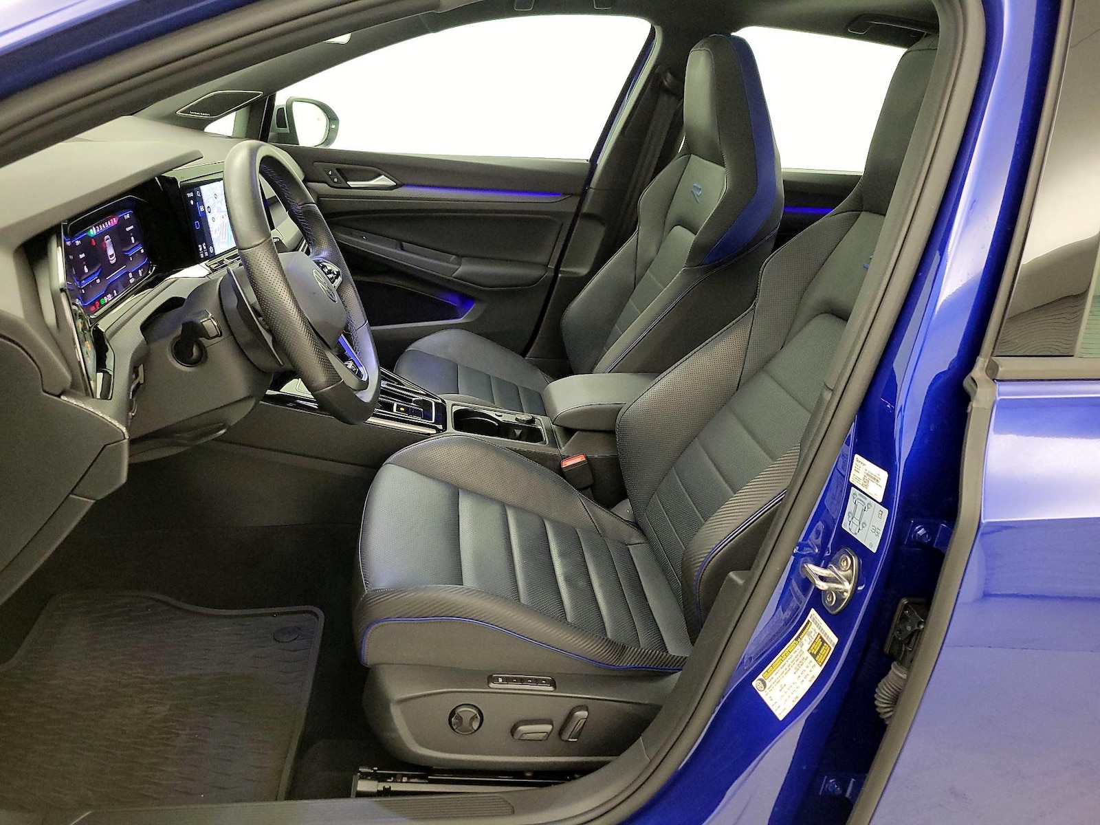 2024 Volkswagen Golf R R - Photo 12